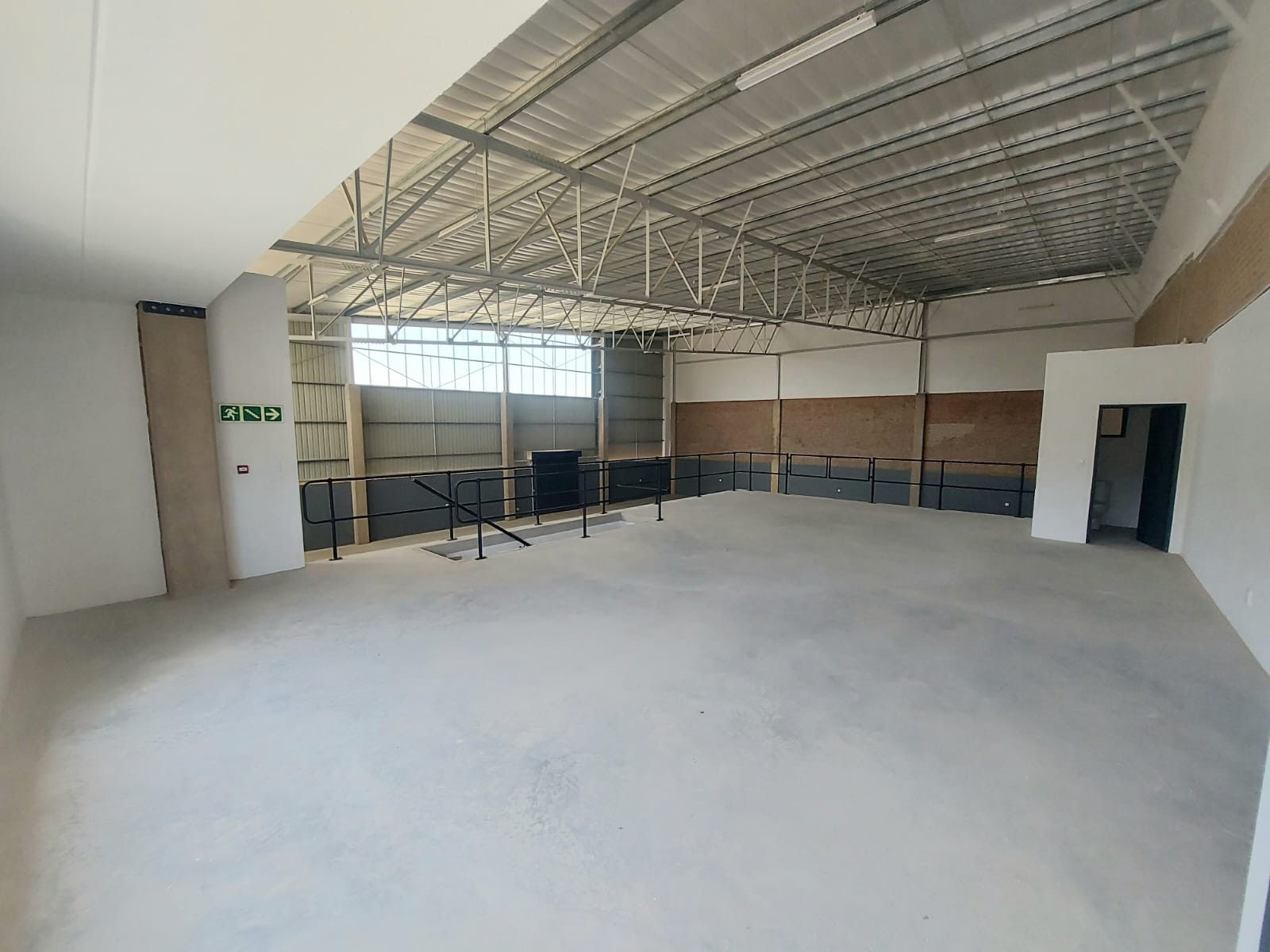 Brand-New 558m² Industrial Warehouse To Let in Samrand