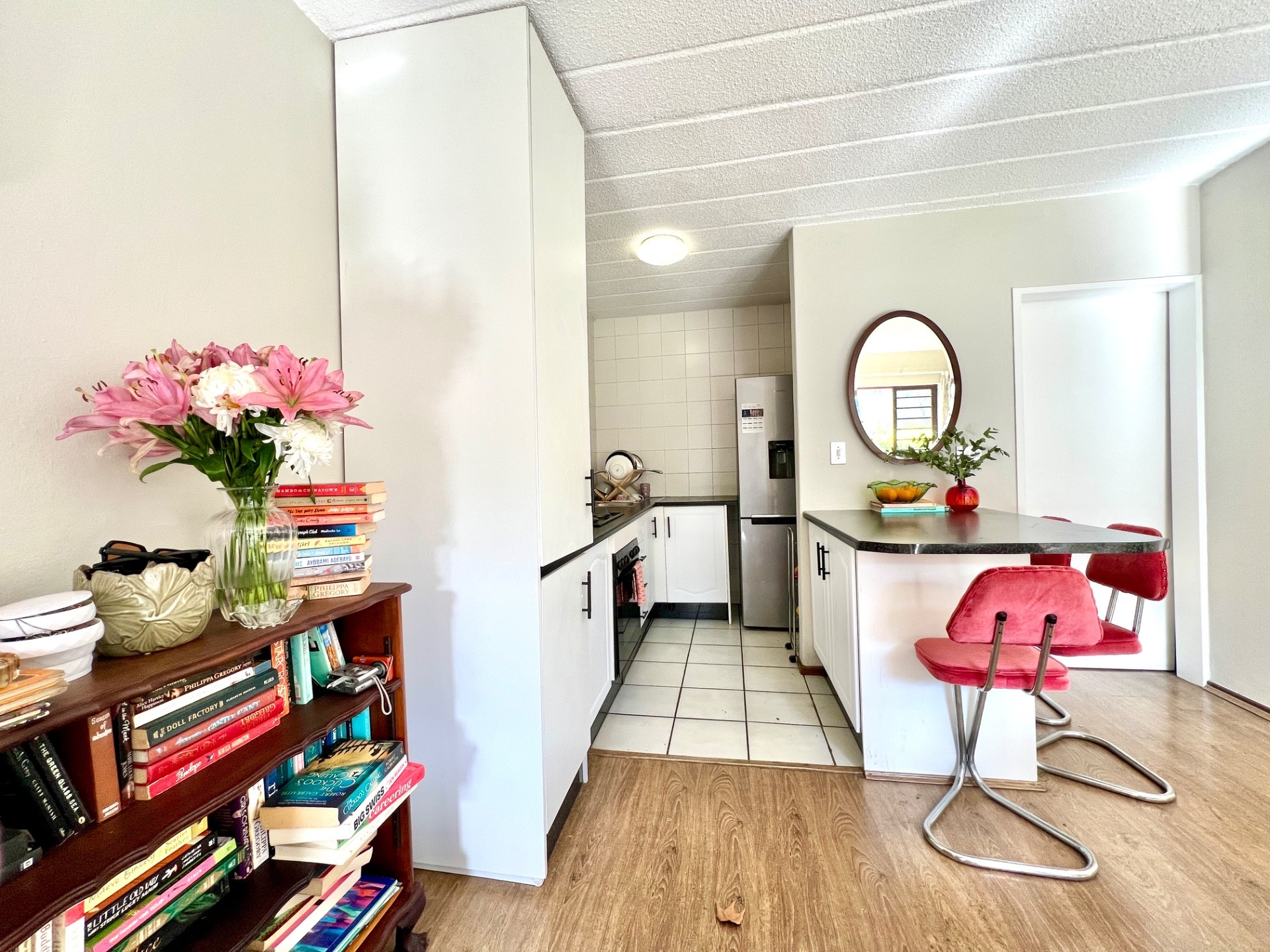 1 Bed Ground Floor Apartment For Sale in Parkwood!