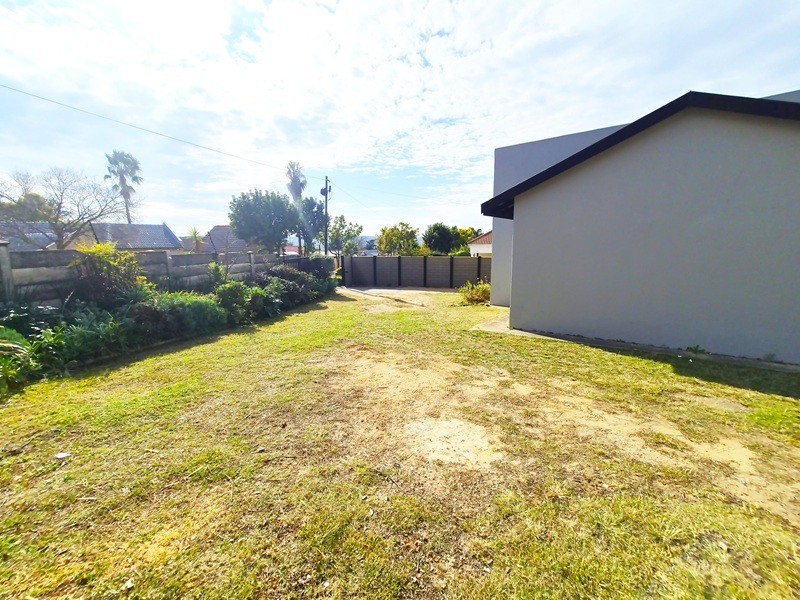 House For Sale in Bloubosrand, Randburg