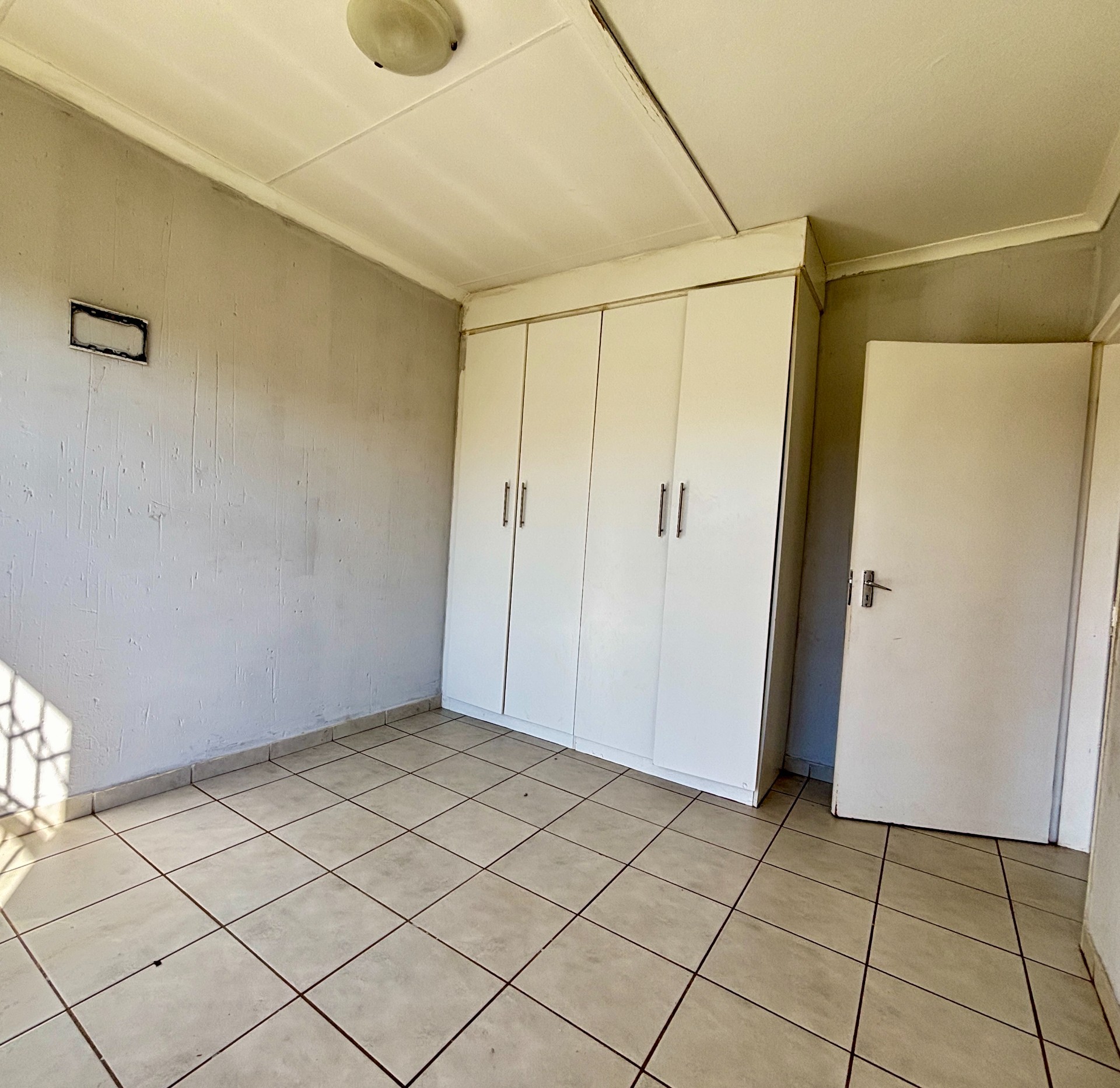 For rent - 3 bedroom townhouse, Bonanne