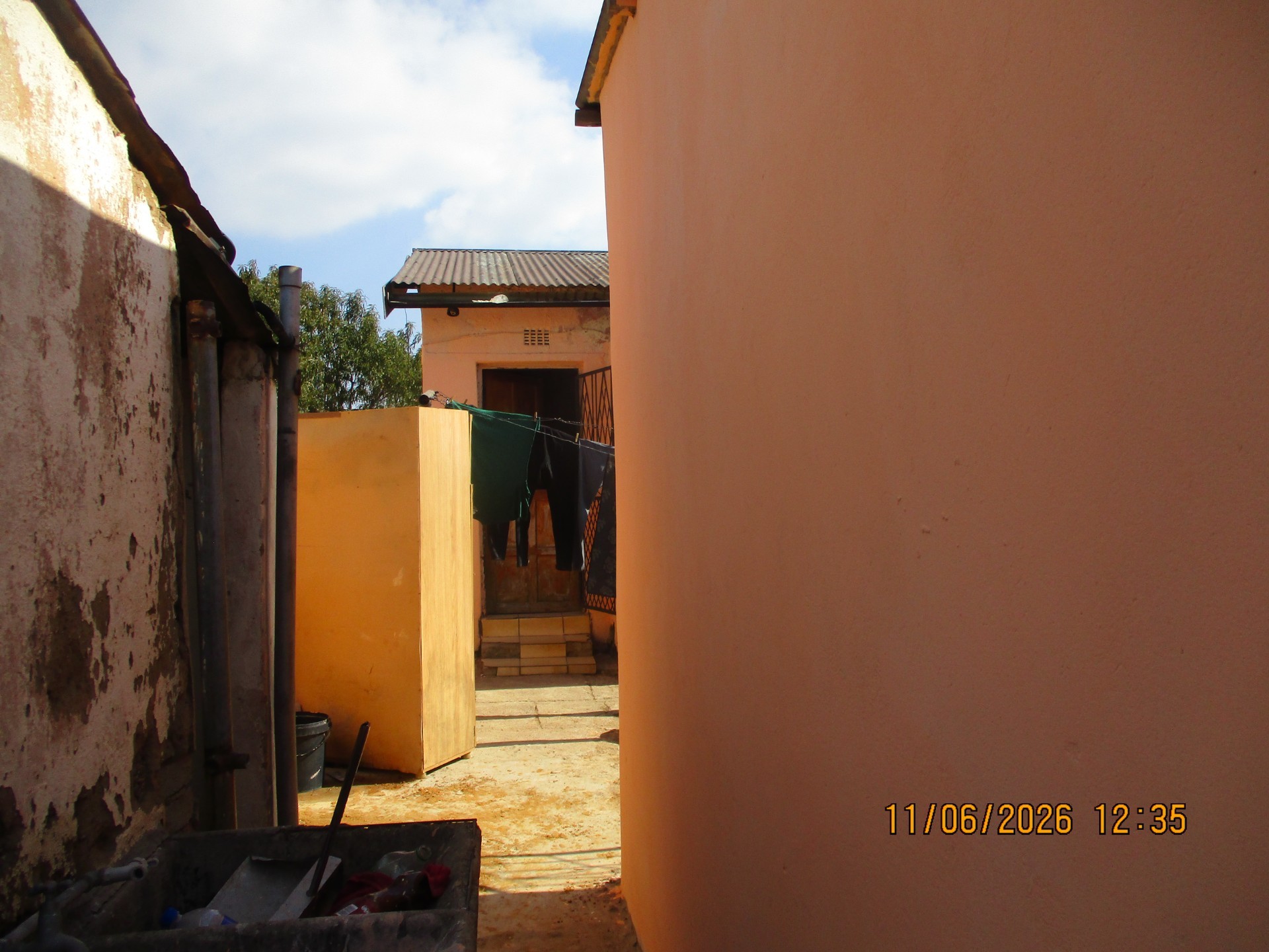 House For Sale in Tembisa
