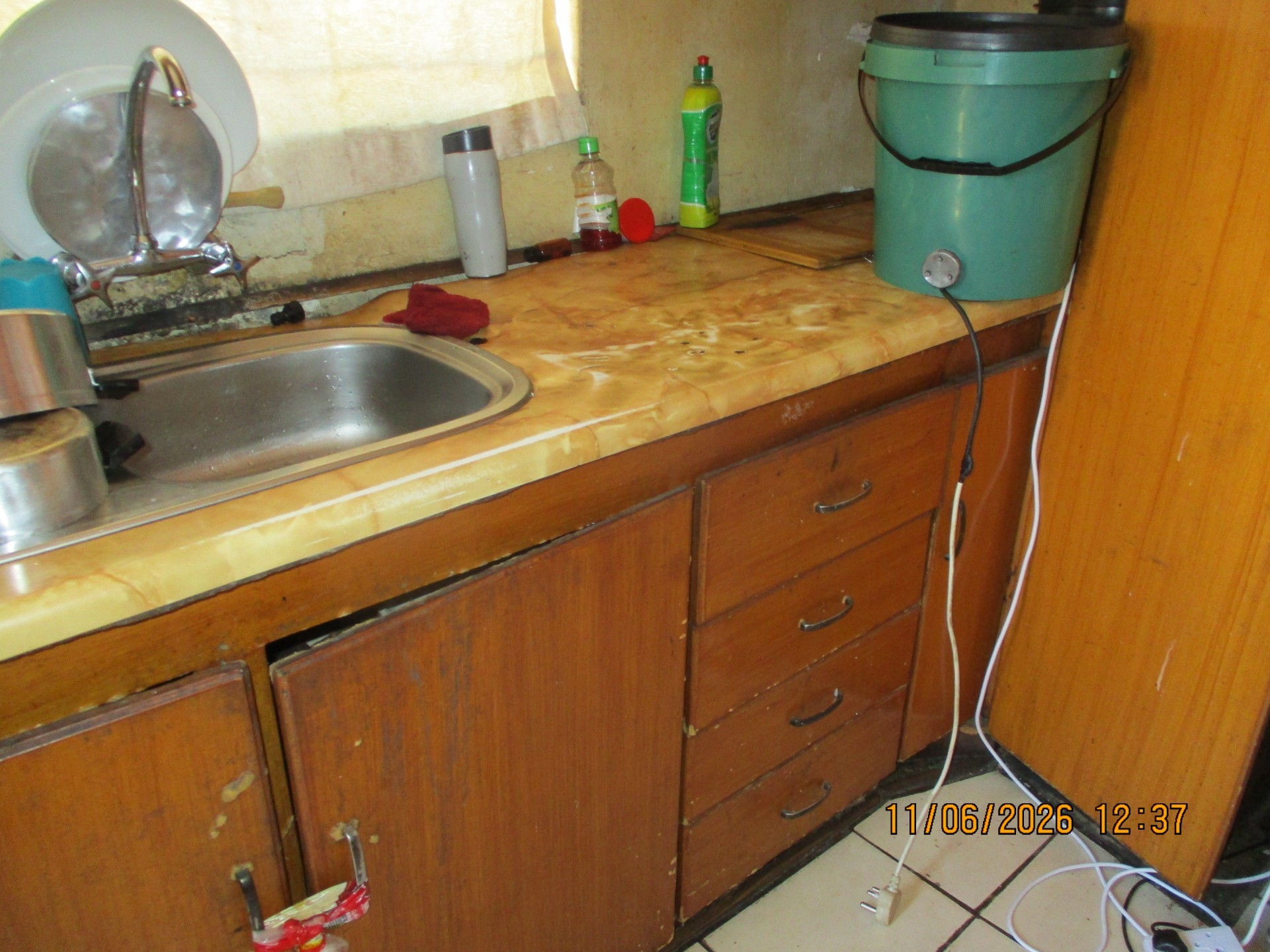 House For Sale in Tembisa