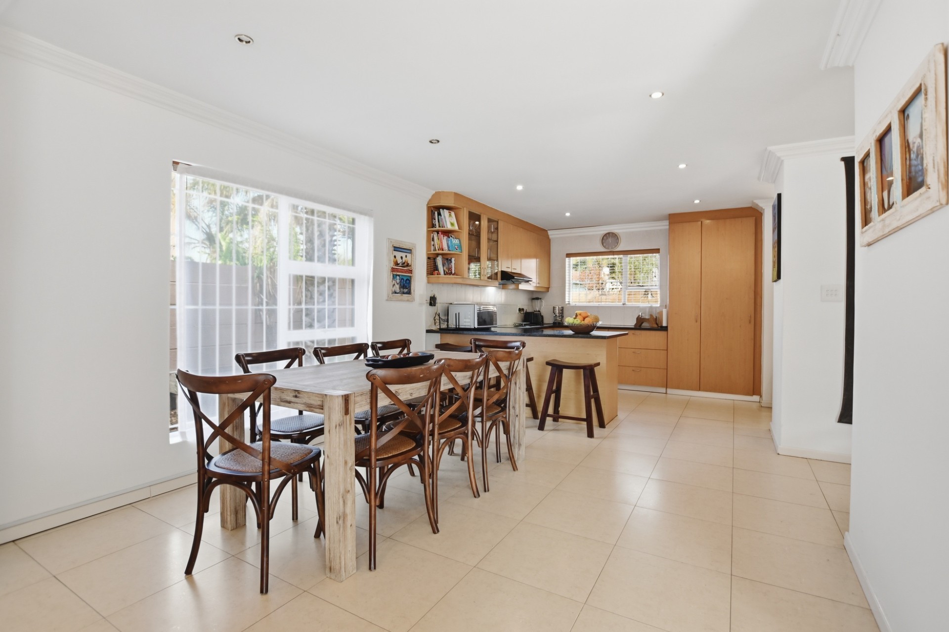 FOUR BEDROOM D/S FAMILY HOME WITH STUDY AND POOL IN PARKLANDS FOR SALE
