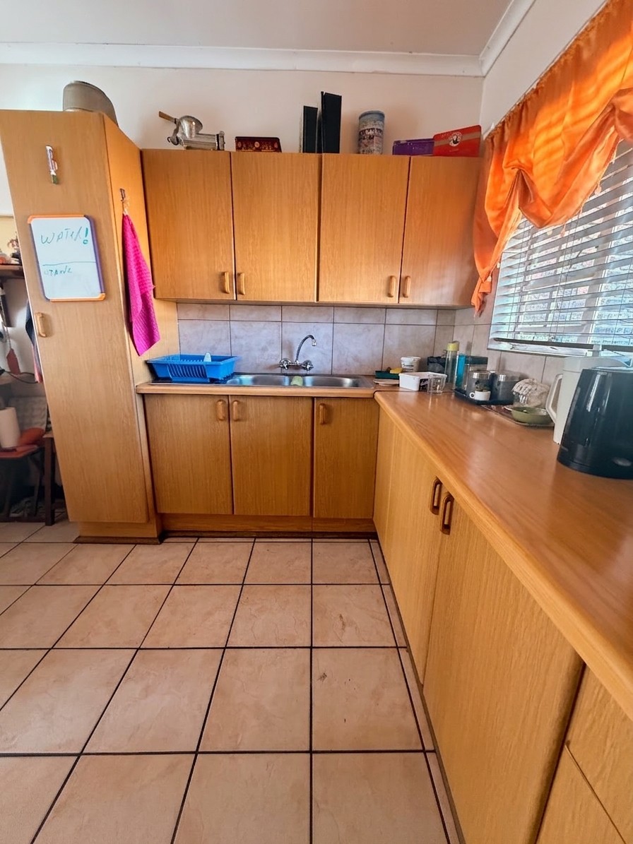 3 Bedroom Townhouse for Sale in Ermelo (CBD)