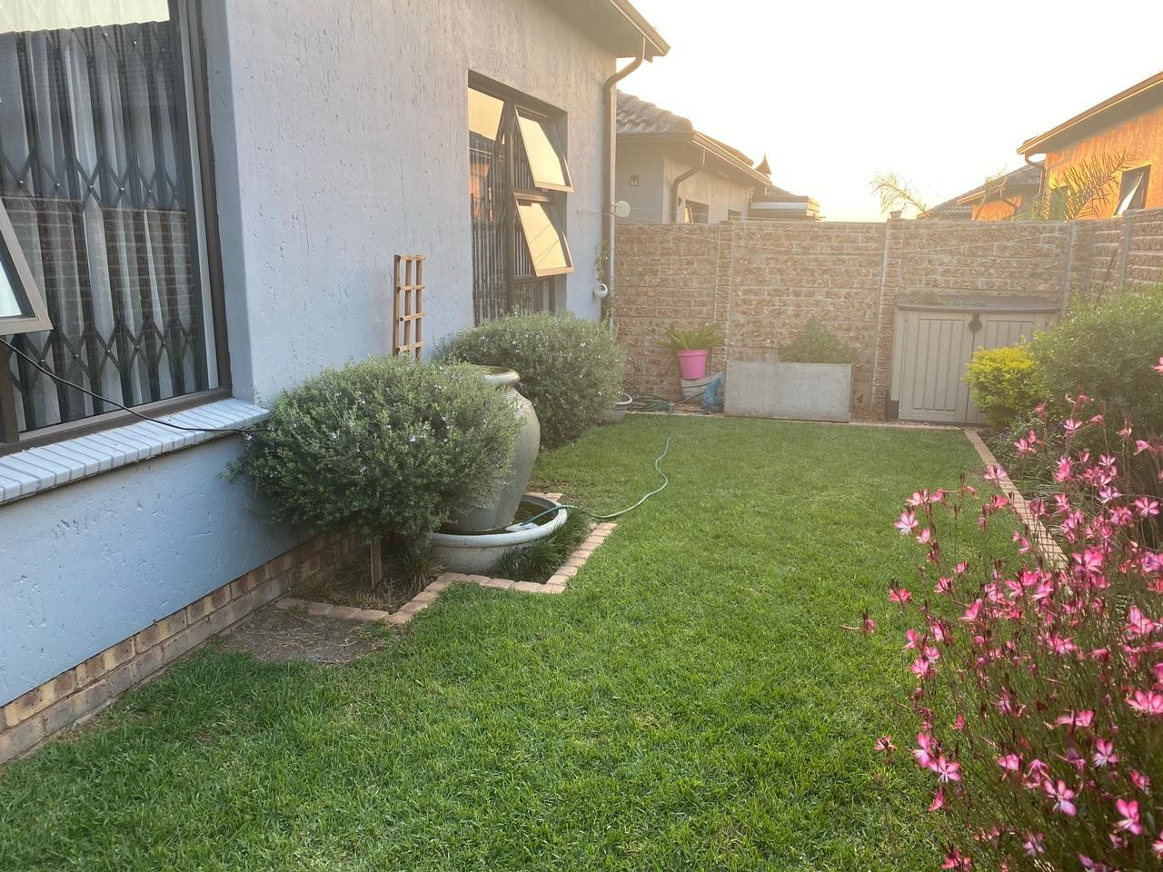 Apartment To Rent in Parkrand, Boksburg
