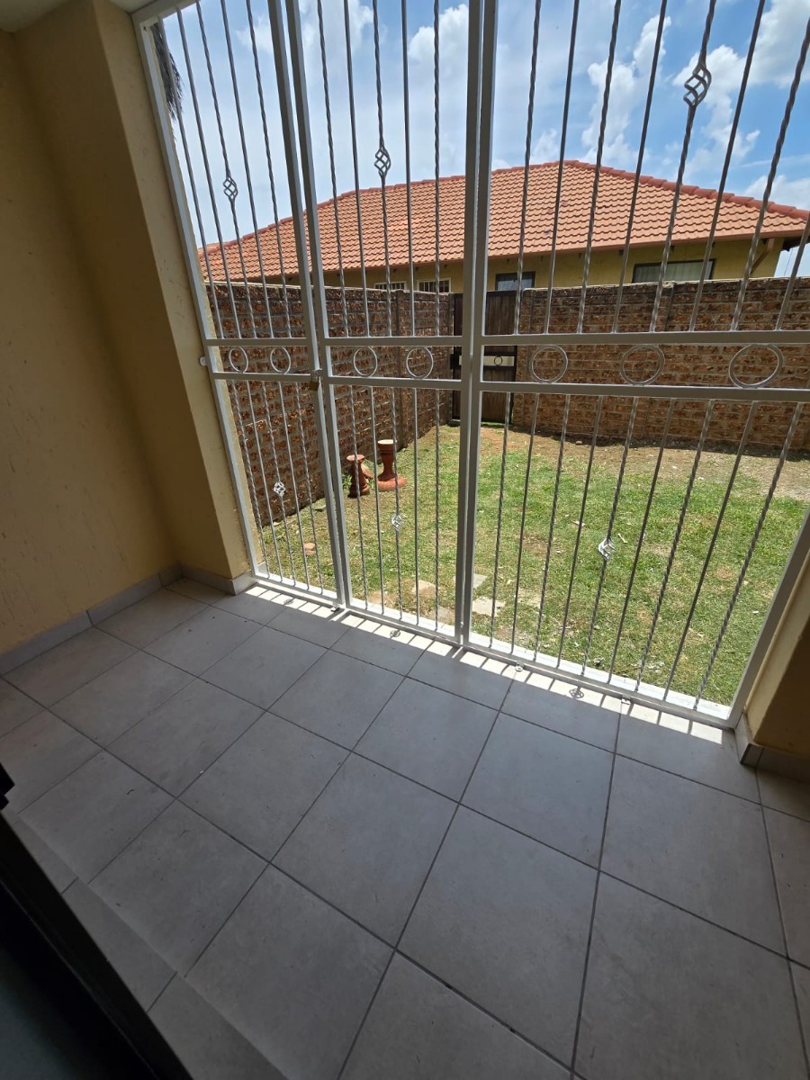 Apartment To Rent in Parkrand, Boksburg