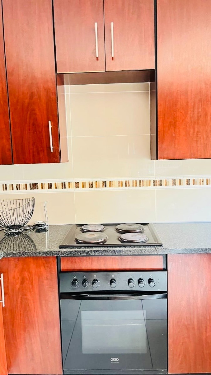 3 Bedroom House For Sale in Magaliesberg Country Estate, Amandasig, Akasia