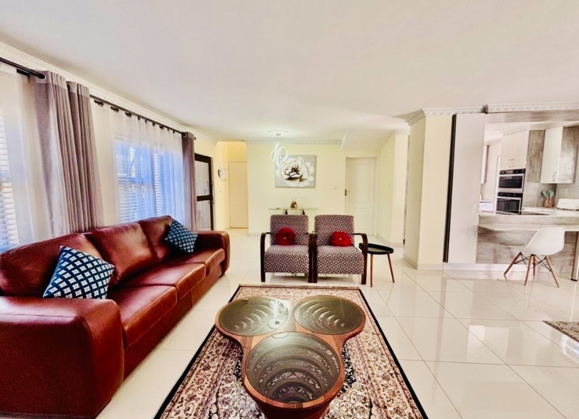 3 Bedroom House For Sale in Magaliesberg Country Estate, Amandasig, Akasia
