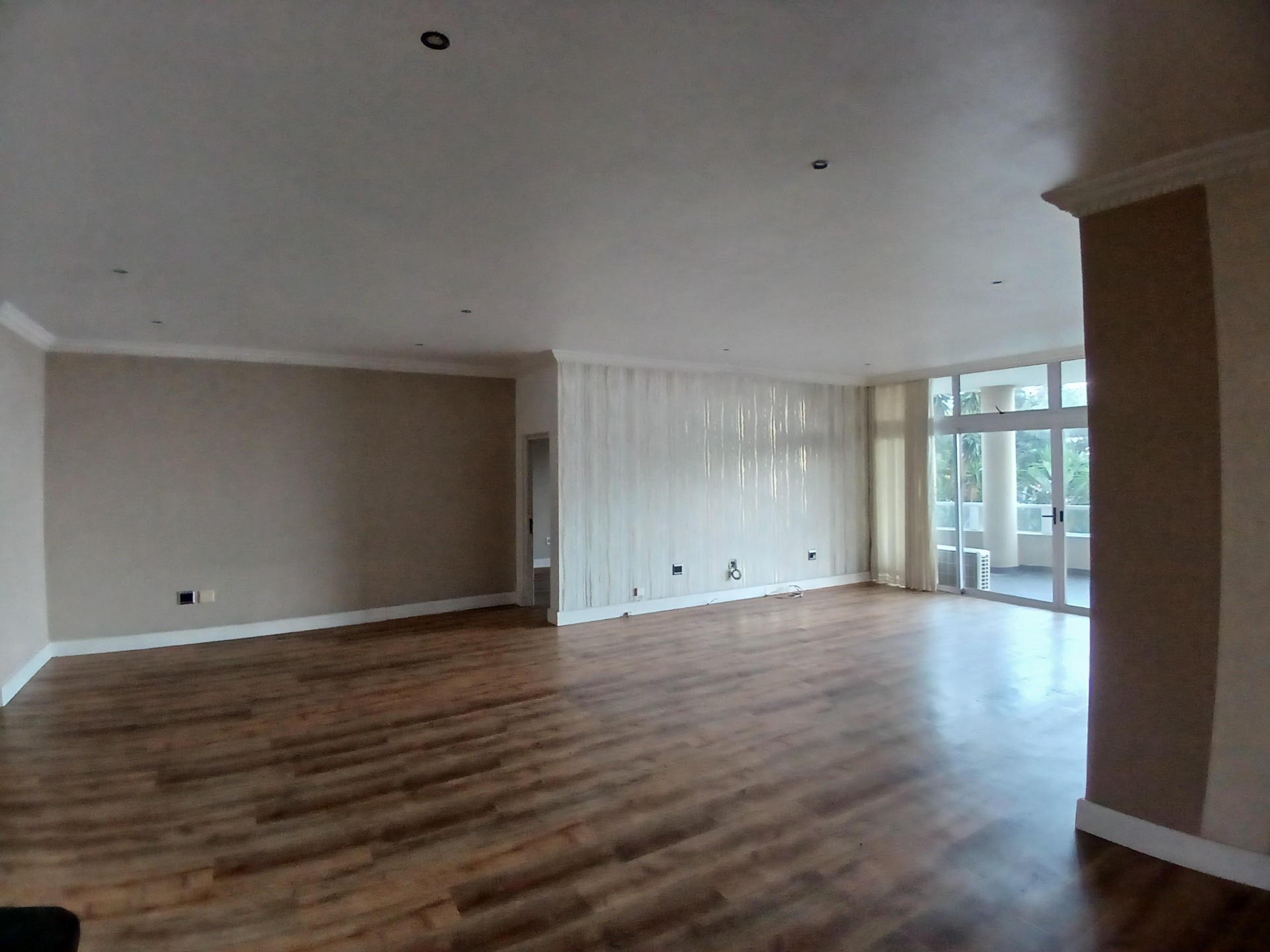Apartment for rent in Essenwood, Durban, KwaZulu Natal, 335 m²