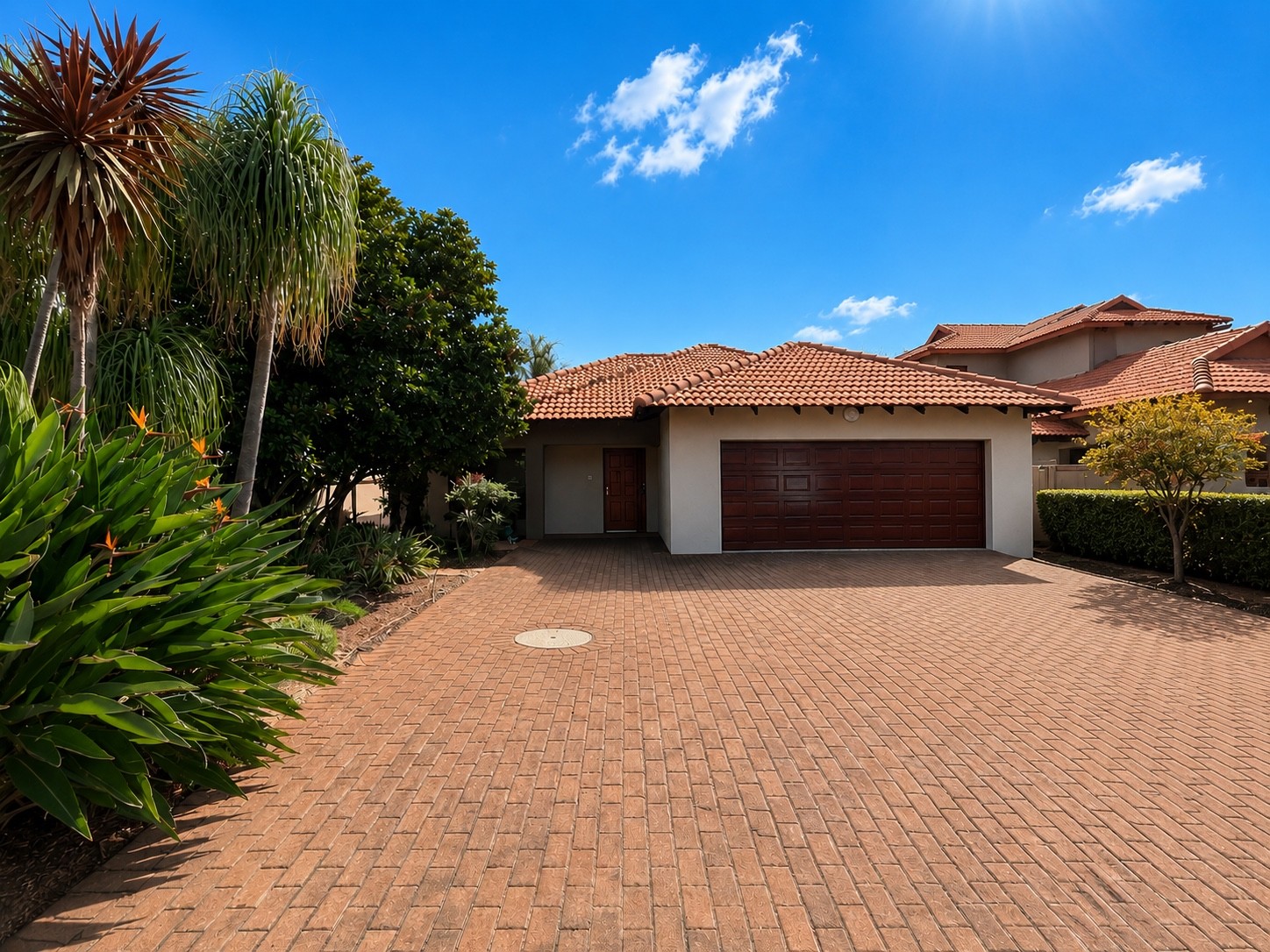 Spacious 3-Bedroom Family Home with Jacuzzi in Secure Complex
