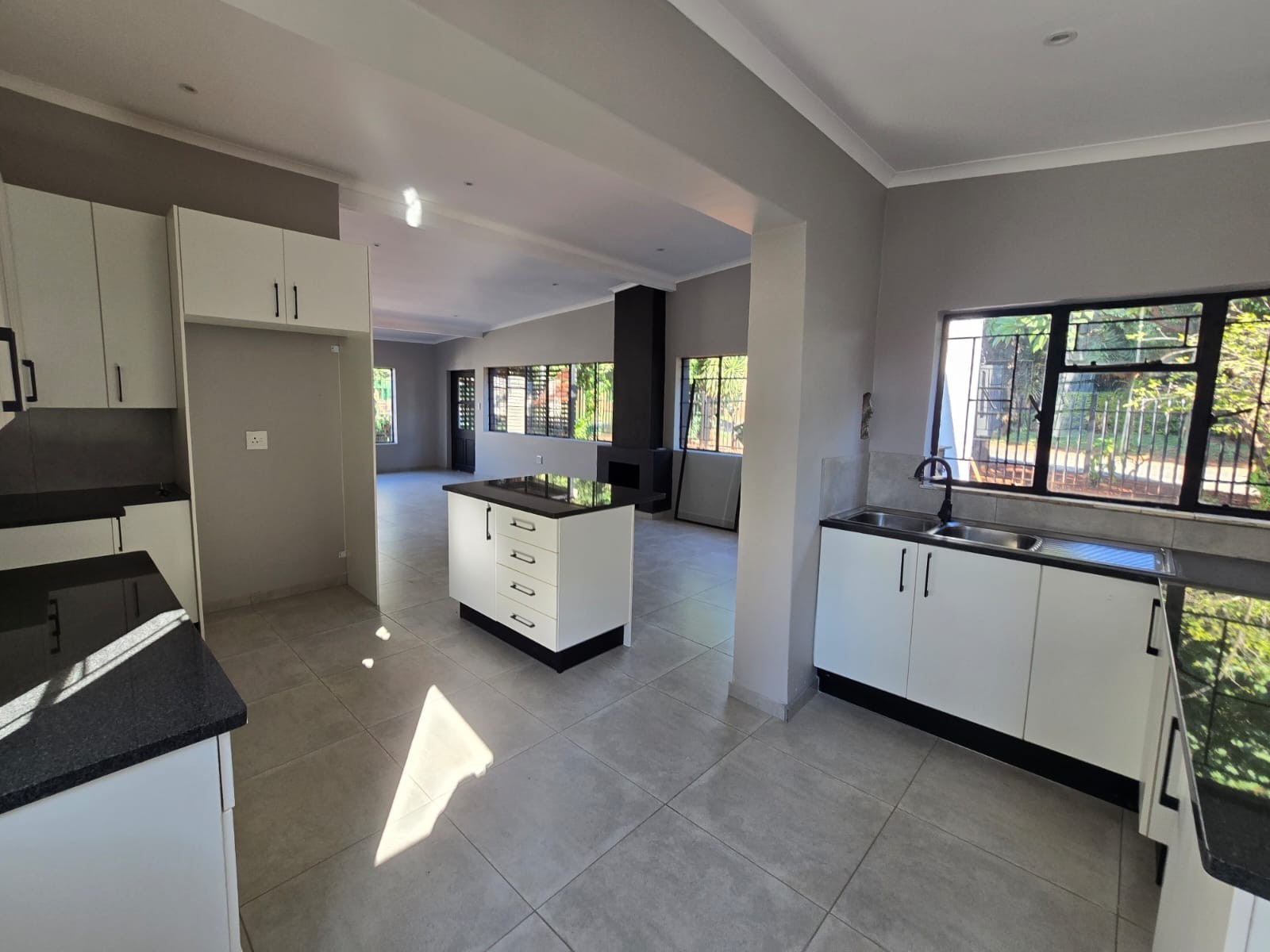 House For Sale in Magalieskruin, Pretoria