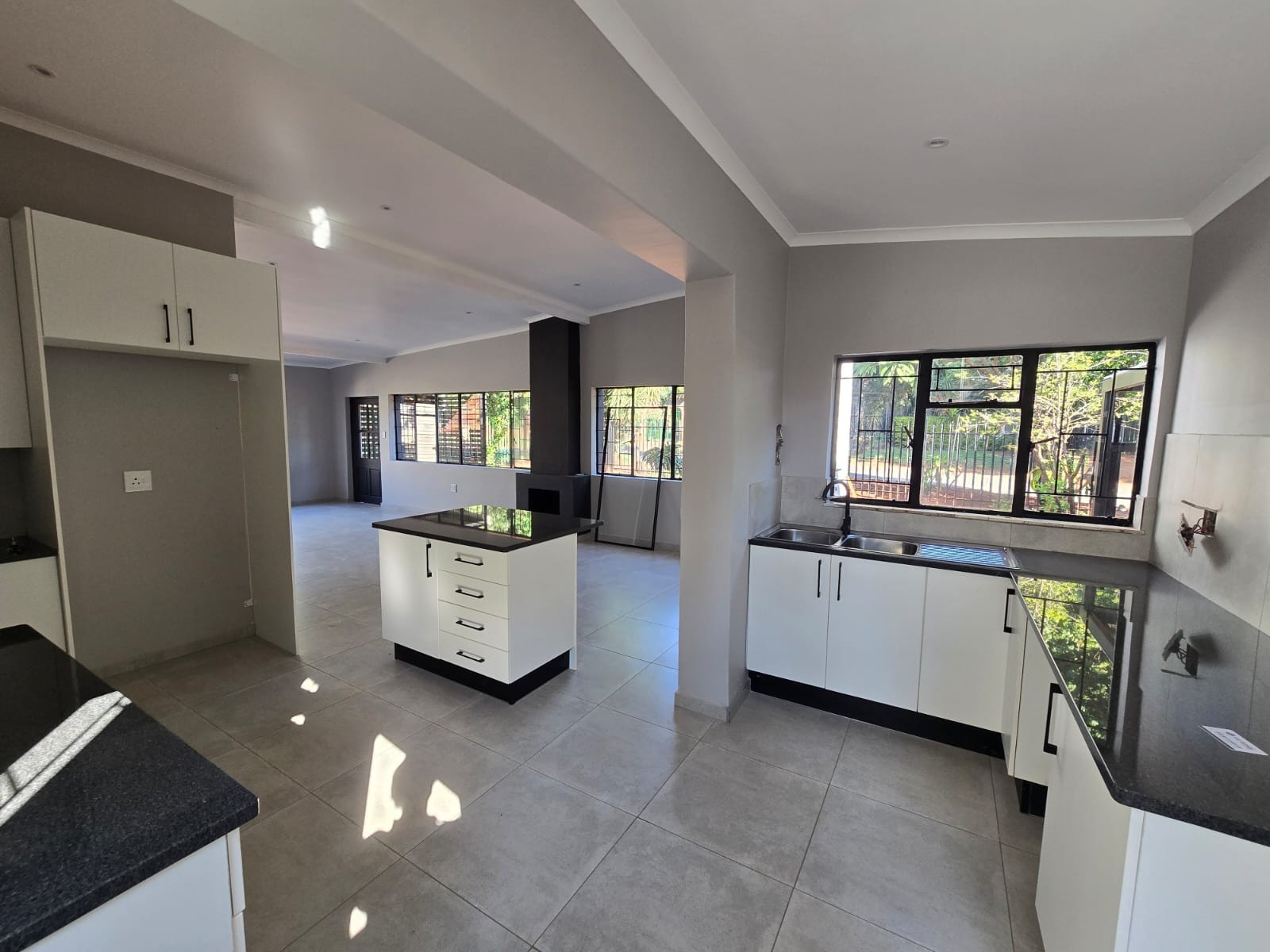 House For Sale in Magalieskruin, Pretoria