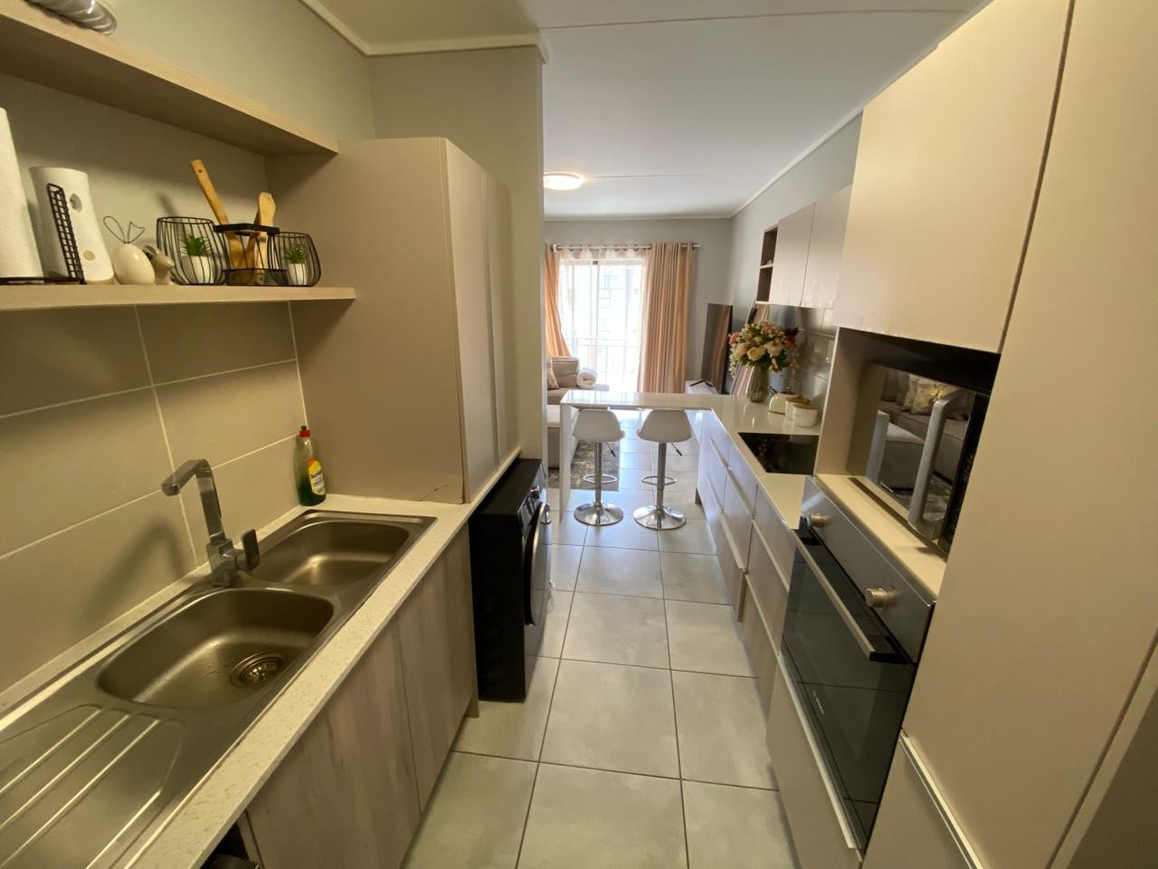 2 bedroom Apartment For Sale in Amberfield, Centurion