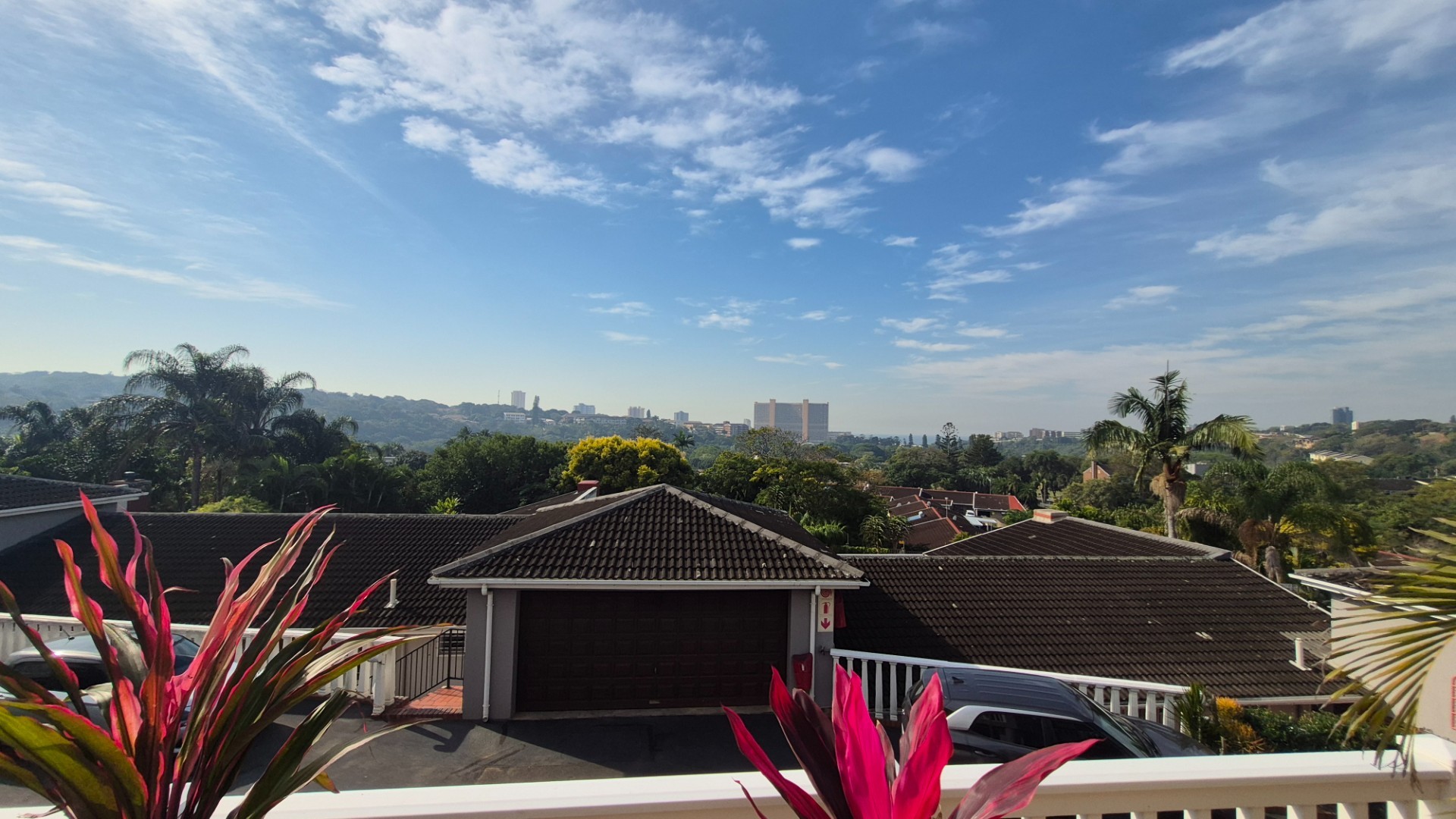 Stunning Coastal Complex For Sale in Amanzimtoti, KwaZulu Natal