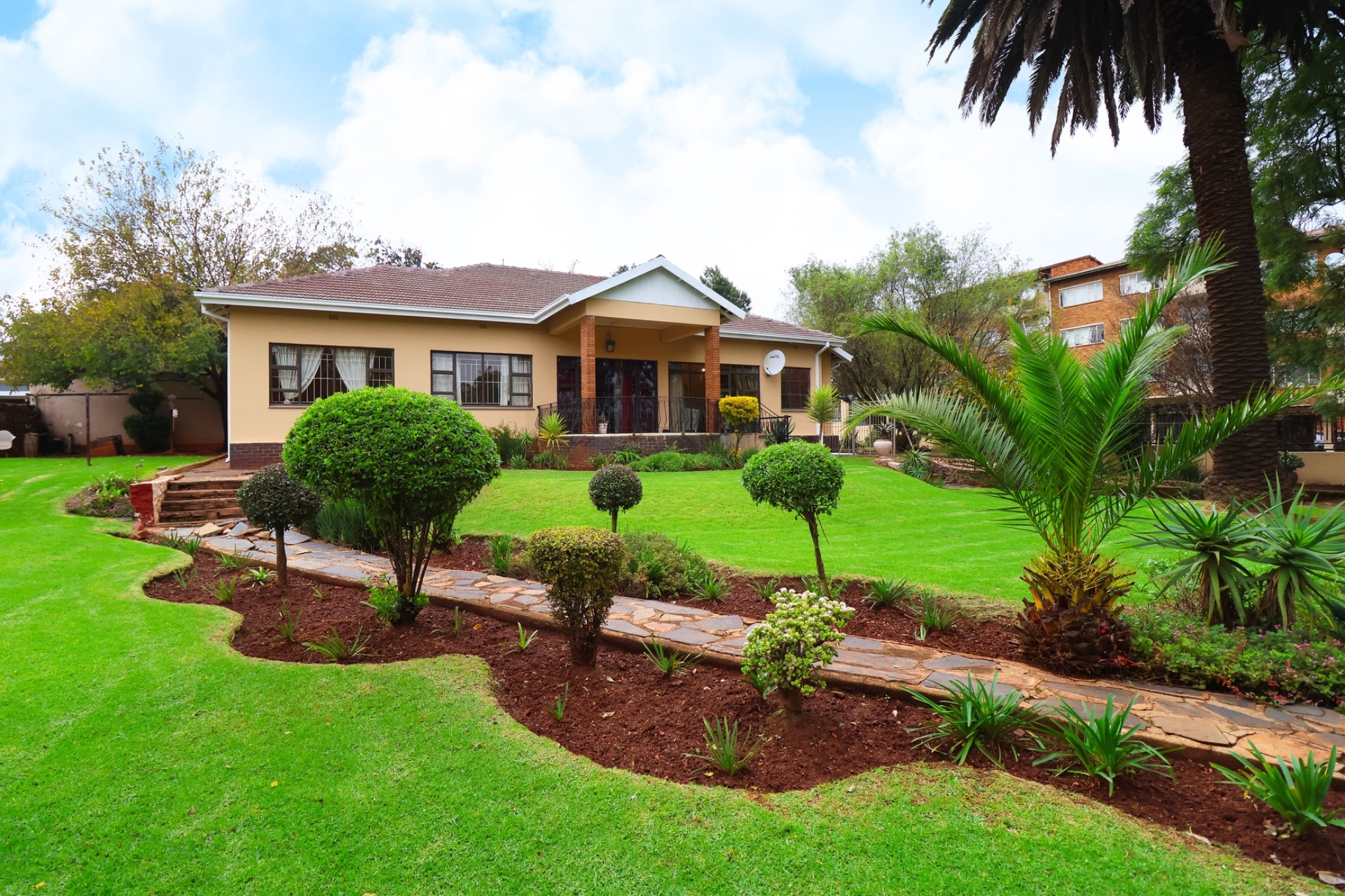 House For Sale in Observatory, Johannesburg