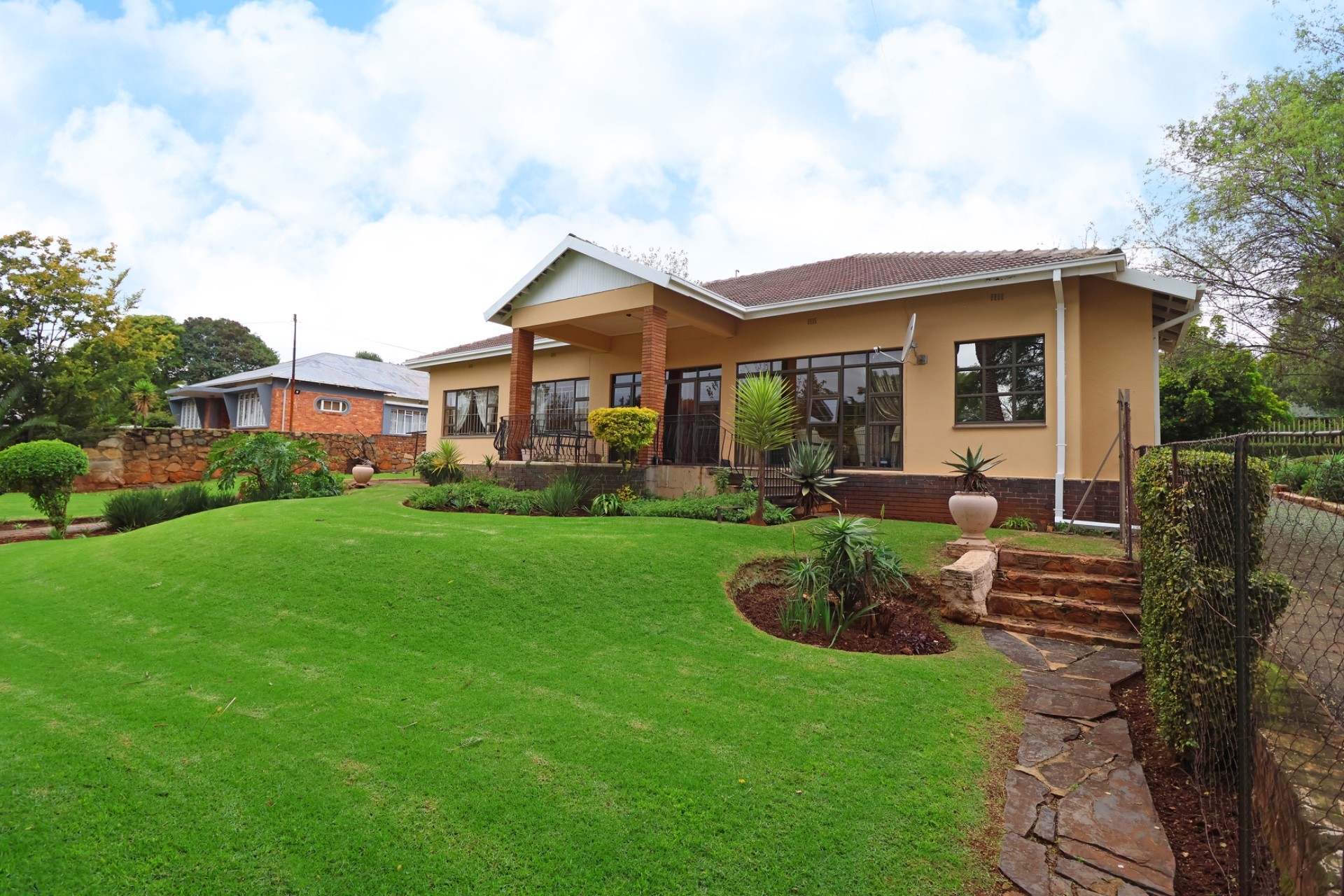 House For Sale in Observatory, Johannesburg
