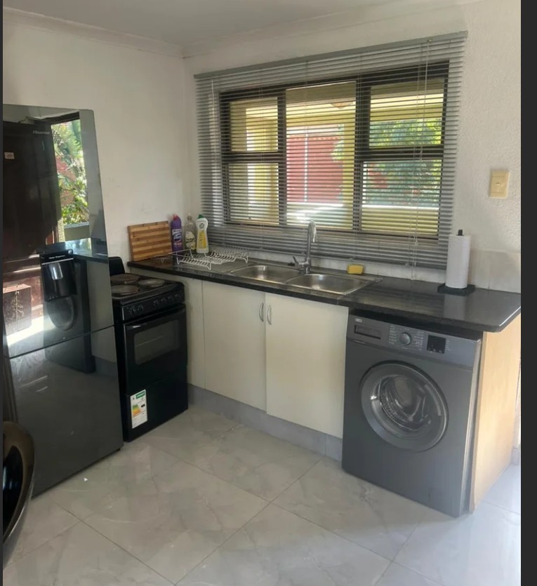 Apartment For Sale in Montclair, Durban, KwaZulu Natal