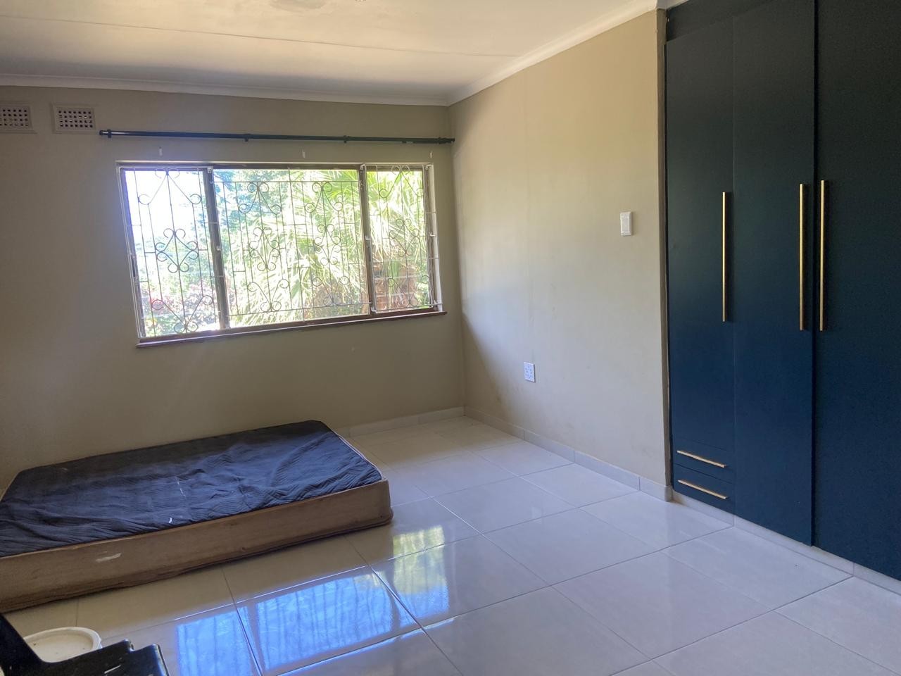 Cottage To Rent in Athlone Park, Amanzimtoti, KwaZulu Natal