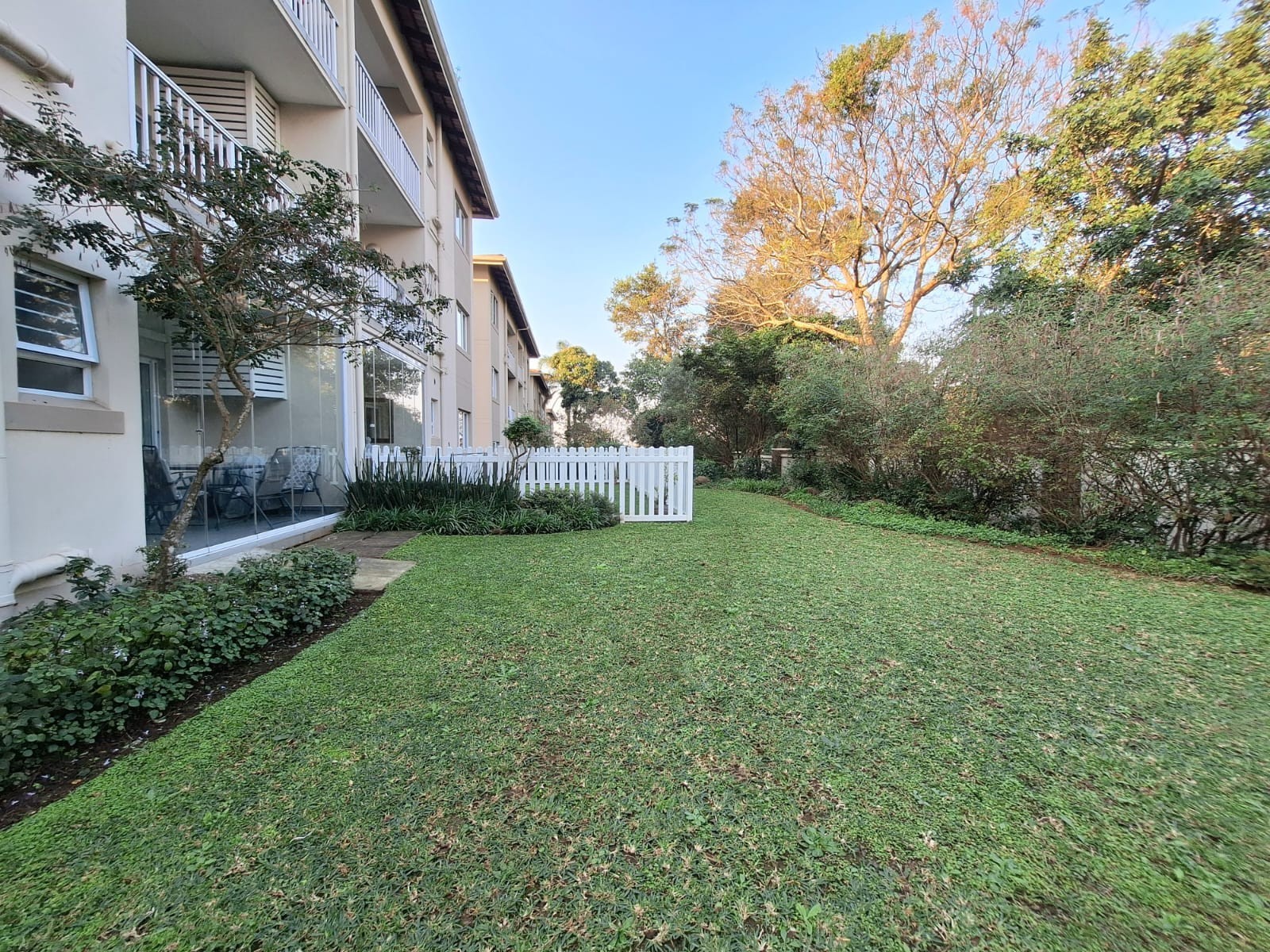 Ground Floor 3Bed 2 Bath Apartment in Manor Estates