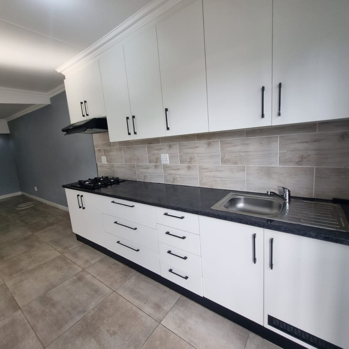 Apartment for rent in Greenfields, East London