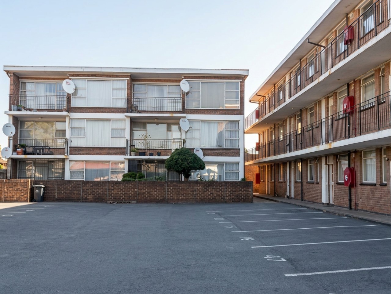 2 Bedroom Apartment for sale in Rosettenville