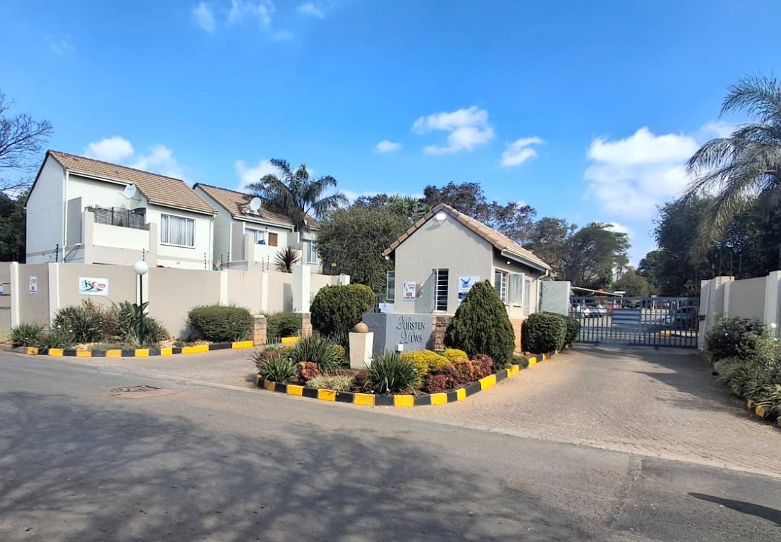 2 Bedroom apartment in Edenglen Complex