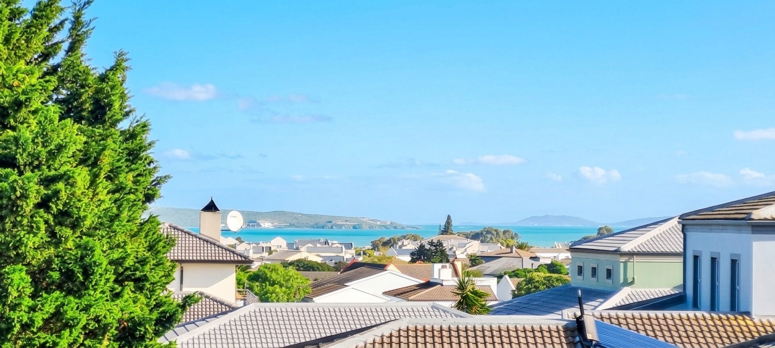 Spectacular Home with Lagoon Views, Golf Course Frontage and Exceptional Entertainment Spaces