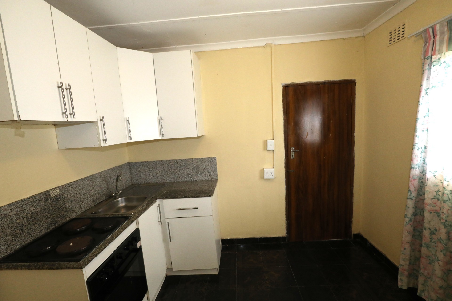 1 Bedroom Cottage to Rent in Dawncliffe Westville, KwaZulu Natal