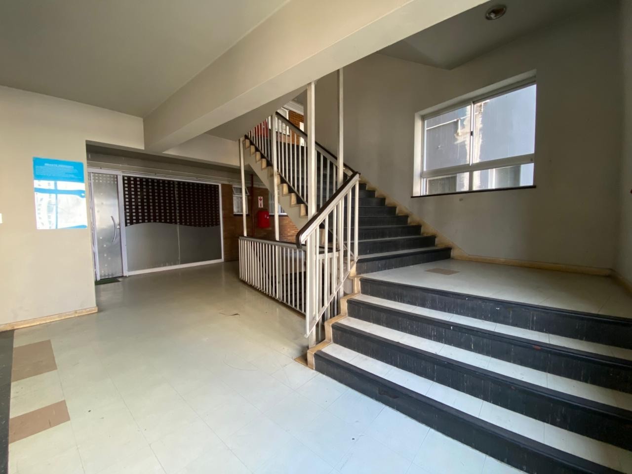 Apartment For Sale in North Beach, Durban, KwaZulu Natal
