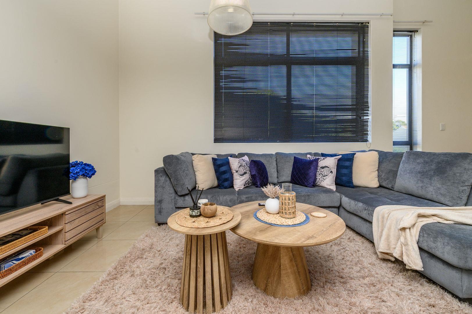 Apartment For Sale in Humewood, Port Elizabeth