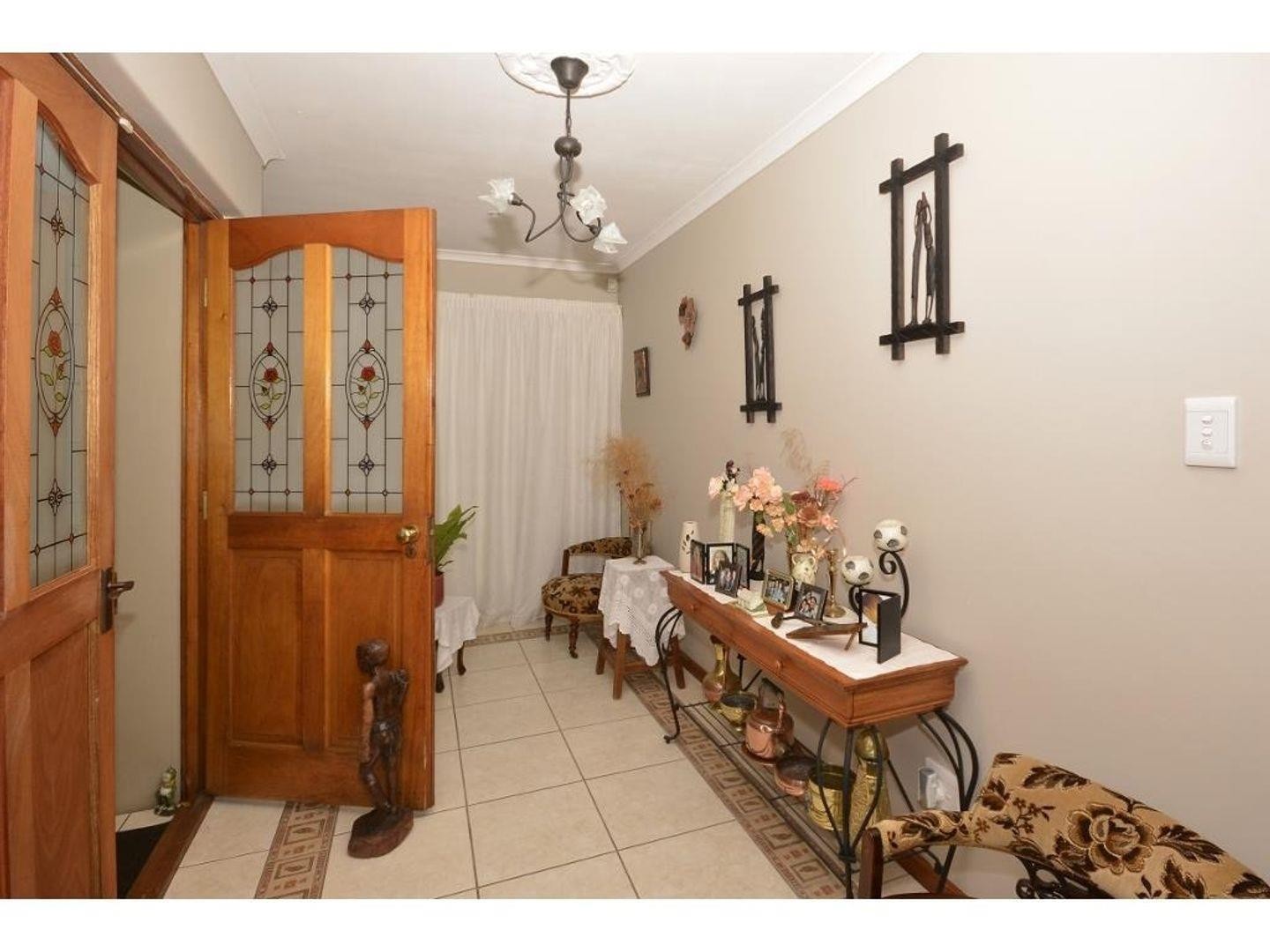 House For Sale in Humewood, Port Elizabeth