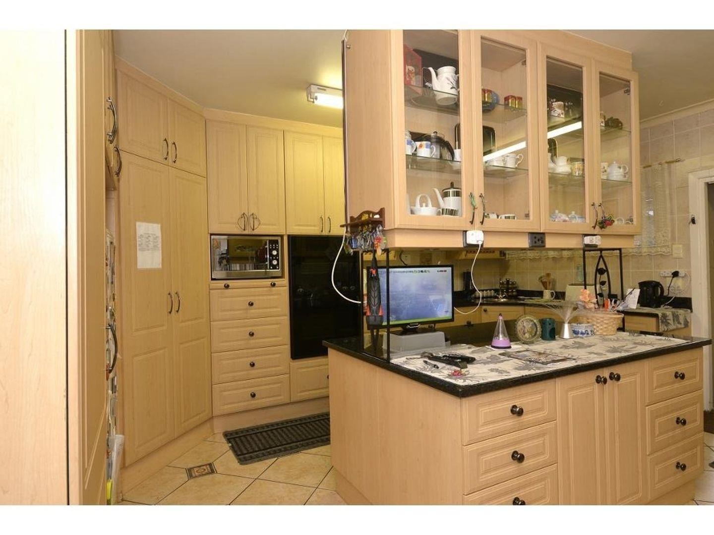 House For Sale in Humewood, Port Elizabeth