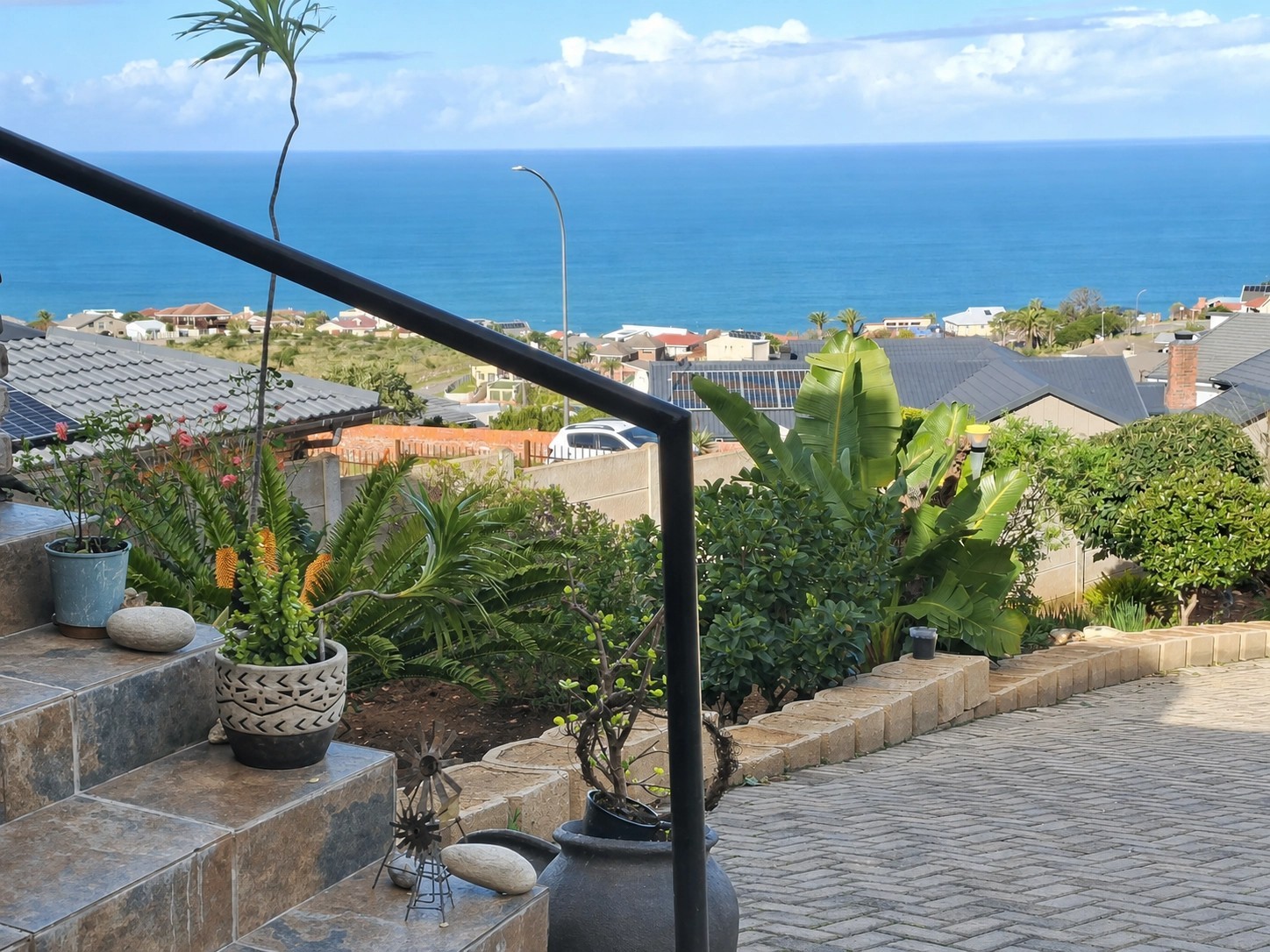 Coastal Living with Space and Spectacular Views