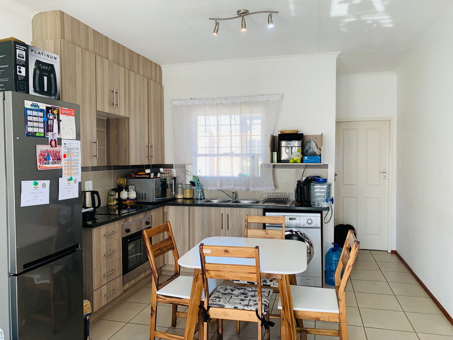 2 Bedroom, 2 bathroom Apartment For Sale in Theresapark, Akasia