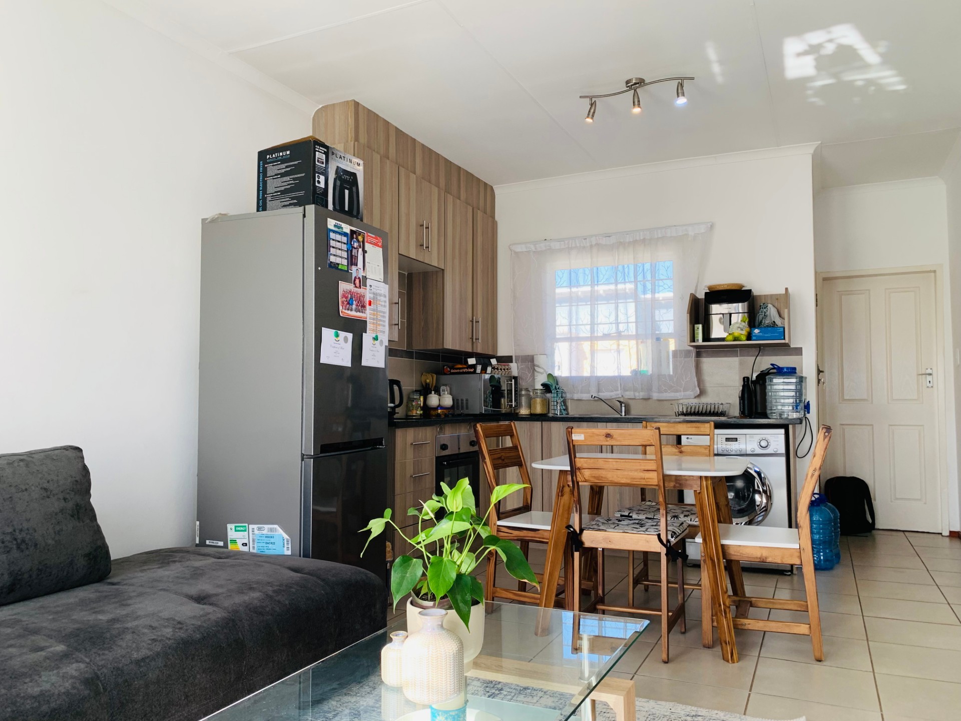 2 Bedroom, 2 bathroom Apartment For Sale in Theresapark, Akasia