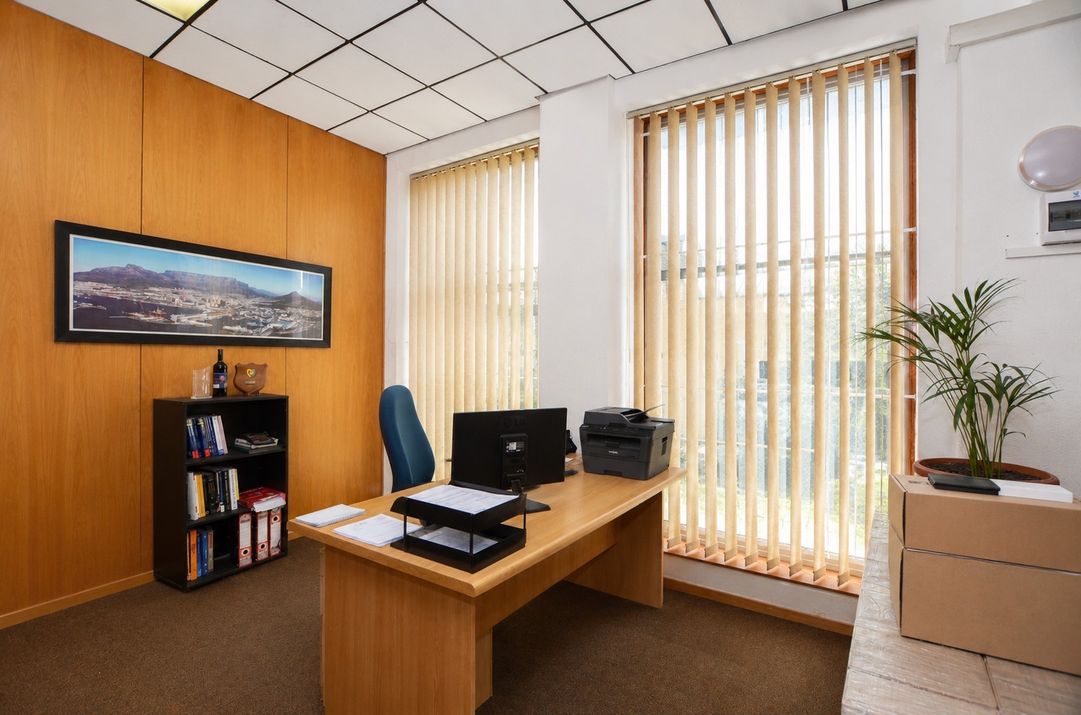Commercial Property For Sale in Parow Central, Parow 5