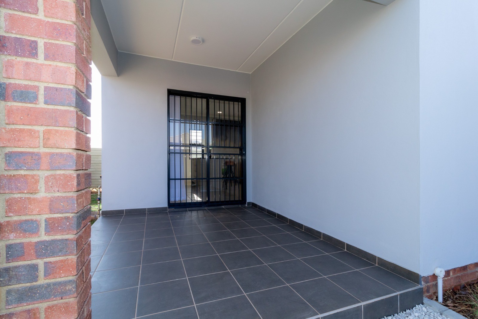 Townhouse To Rent in Milano  Security Estate, Sky city Albertsdal, Alberton