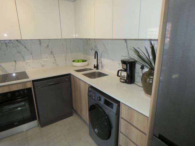 Apartment For Sale in Waterfall, Midrand