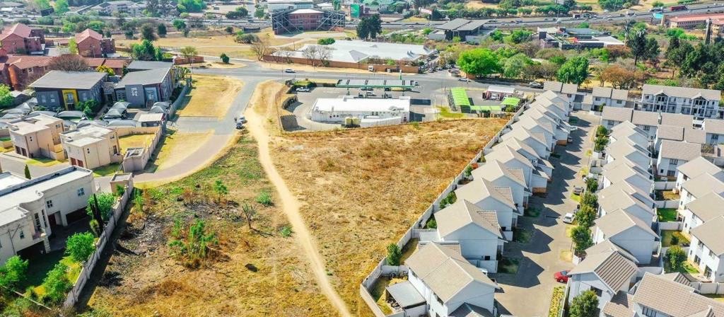 Land available in Halfway Gardens