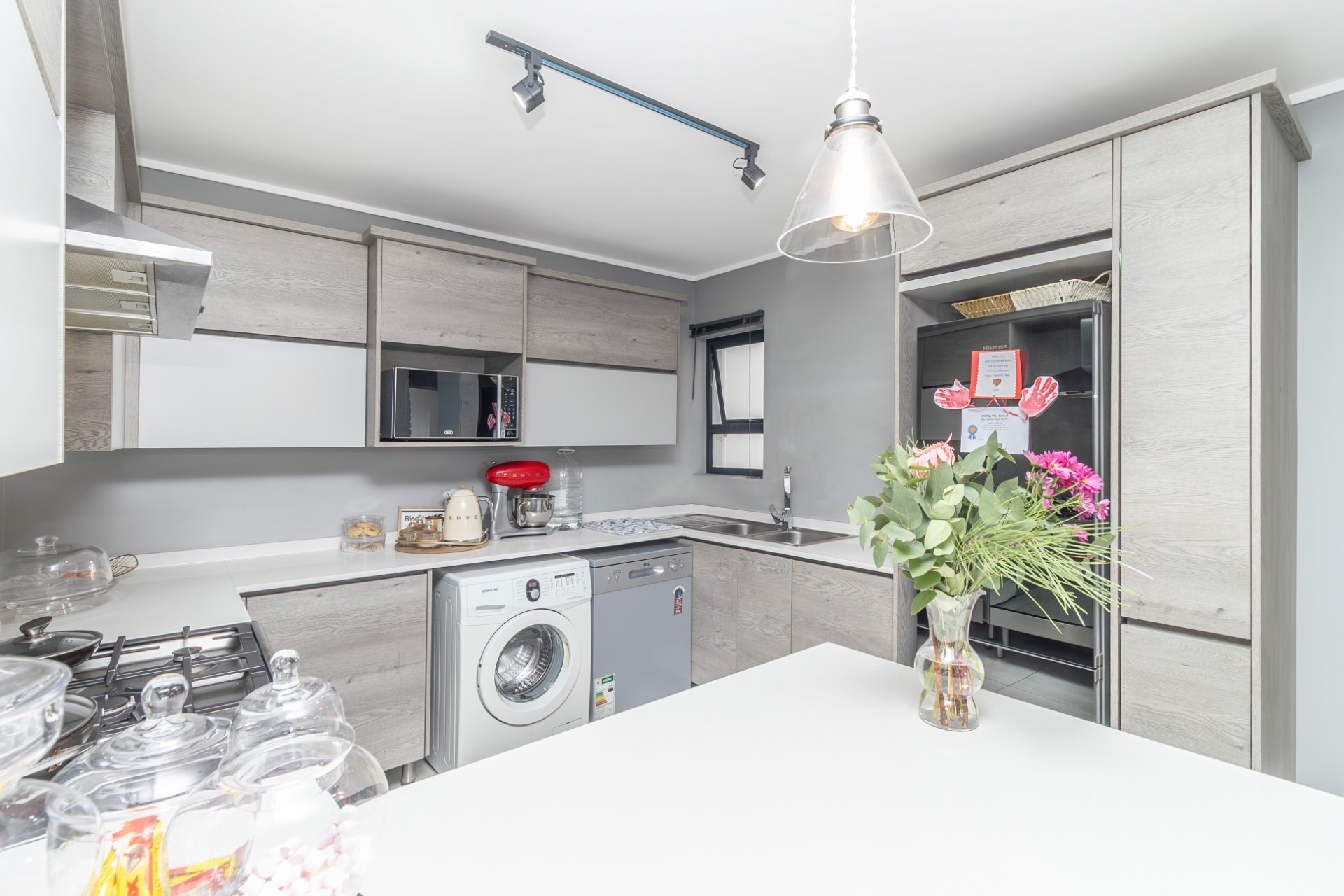 Modern 3 Bedroom, 2 Bathroom Ground Floor Apartment in North Riding
