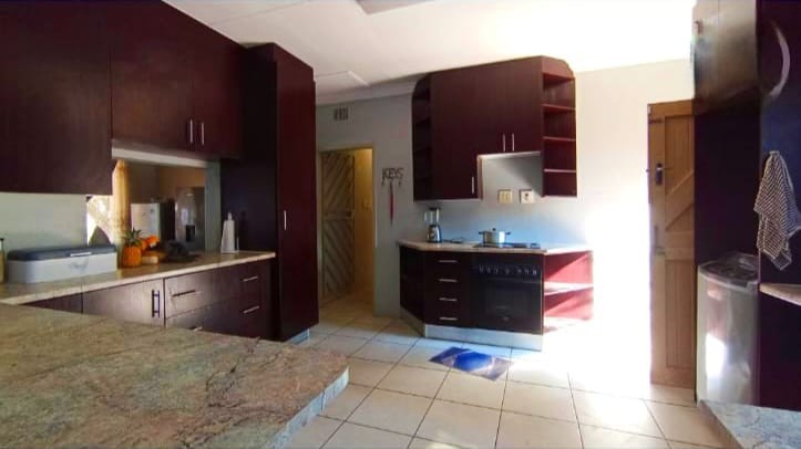 House For Sale in Silverton, Pretoria