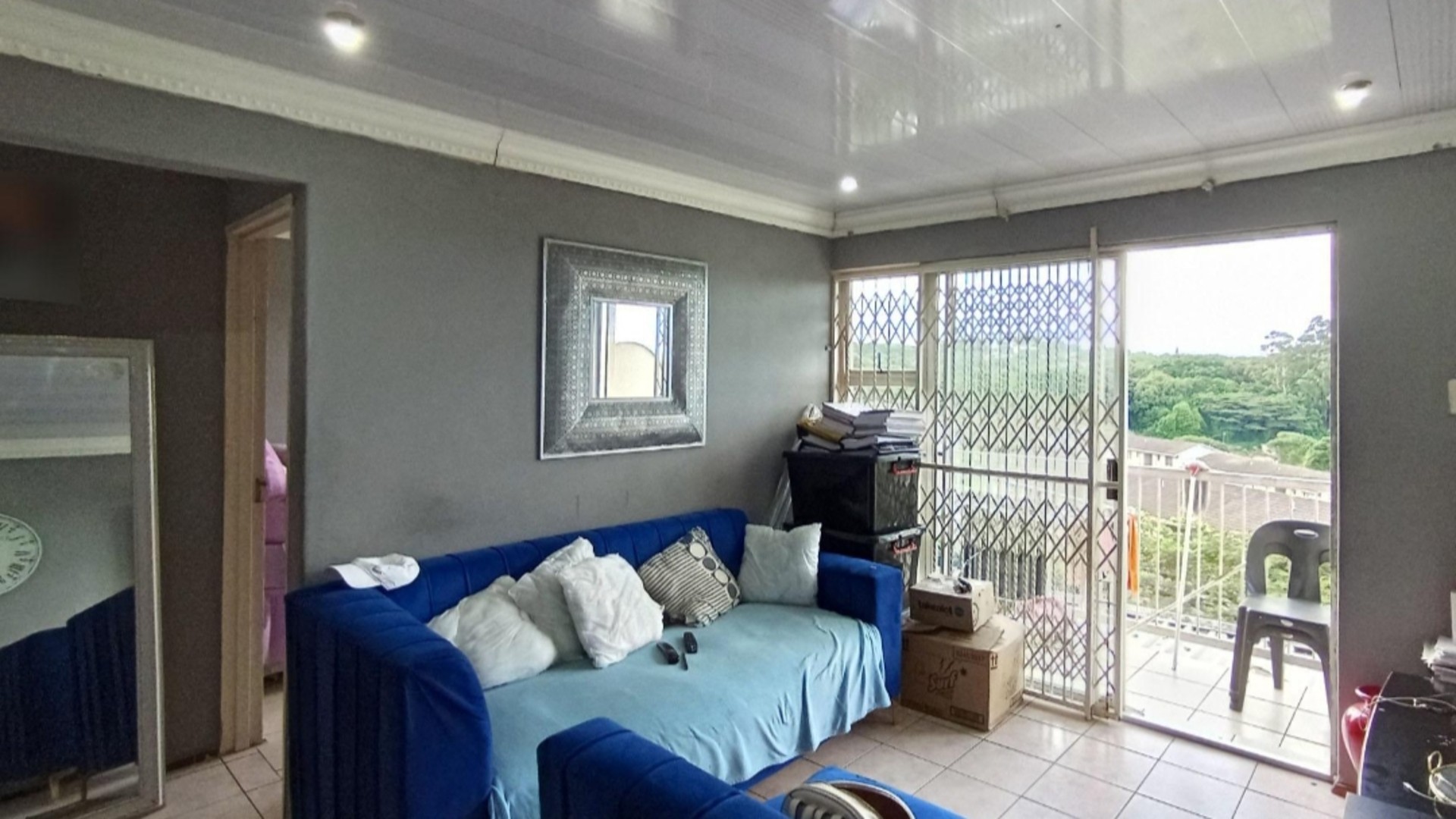 Apartment For Sale in Montclair, Durban, KwaZulu Natal