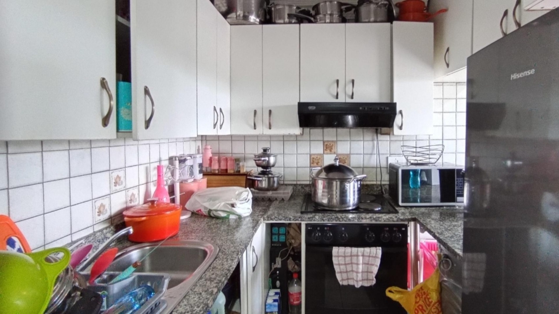 Apartment For Sale in Montclair, Durban, KwaZulu Natal
