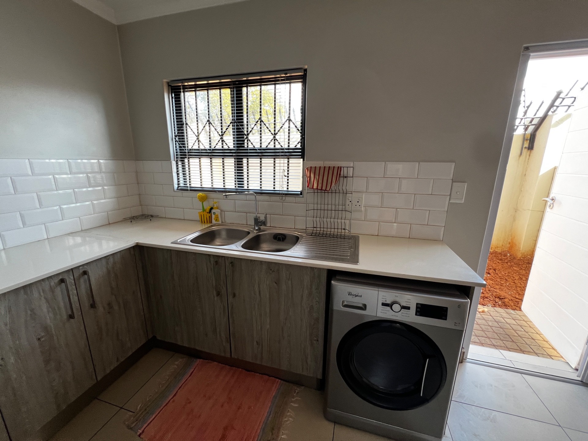 Modern 3 Bedroom 2 Bathroom Home Centurion Raslouw