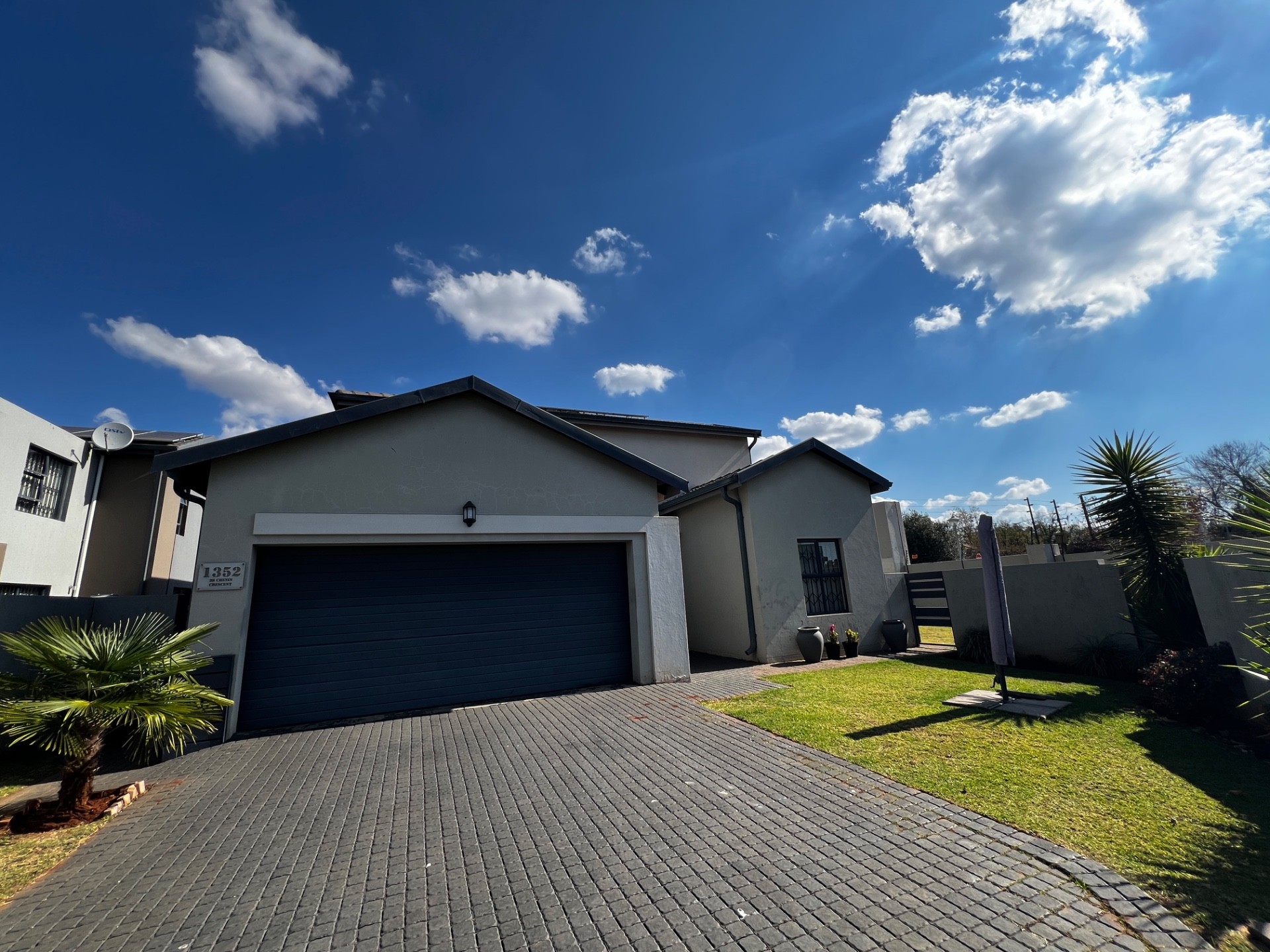 Modern 3 Bedroom 2 Bathroom Home Centurion Raslouw