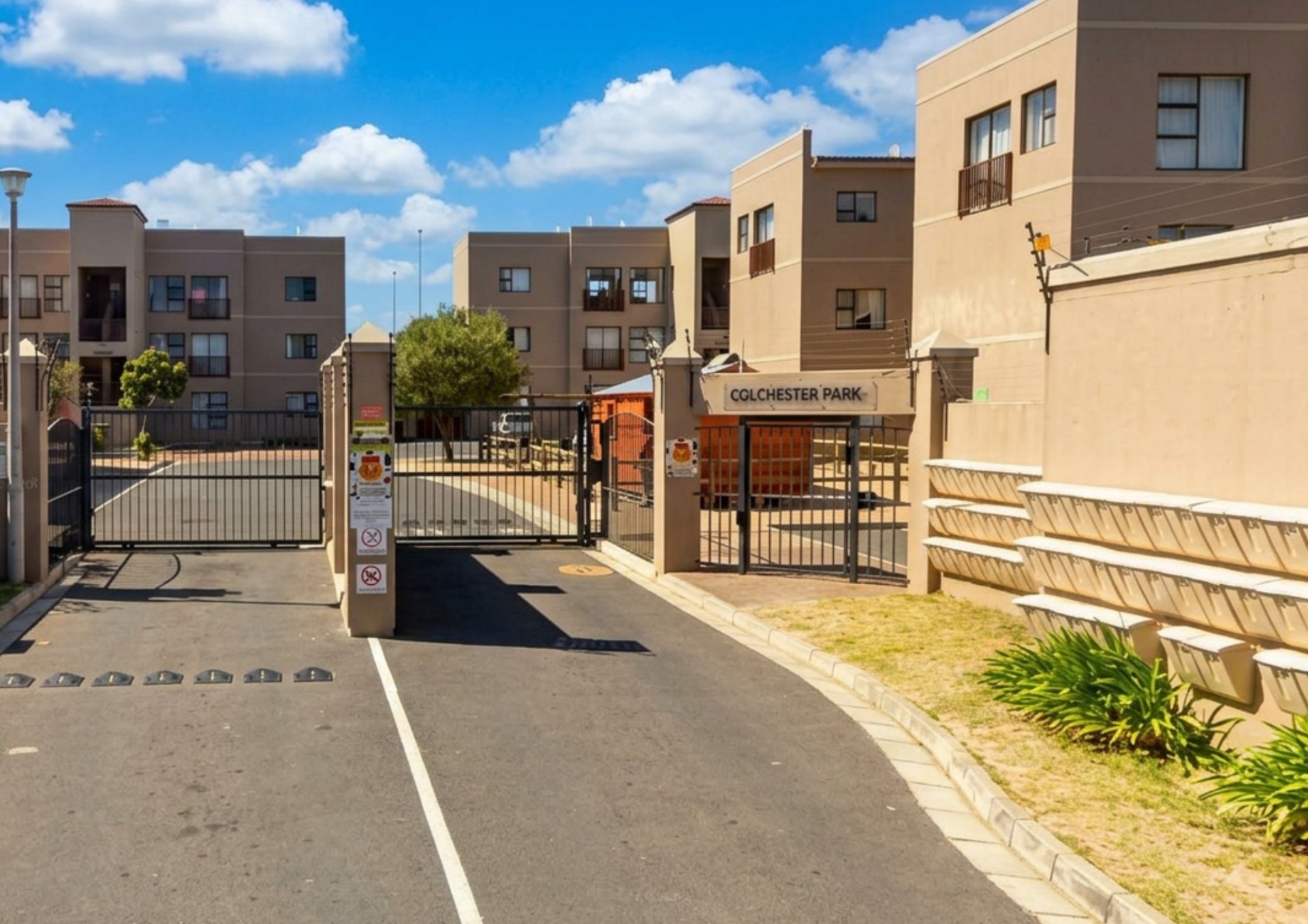 2 Bedroom Ground-Floor Apartment in Secure Colchester Park