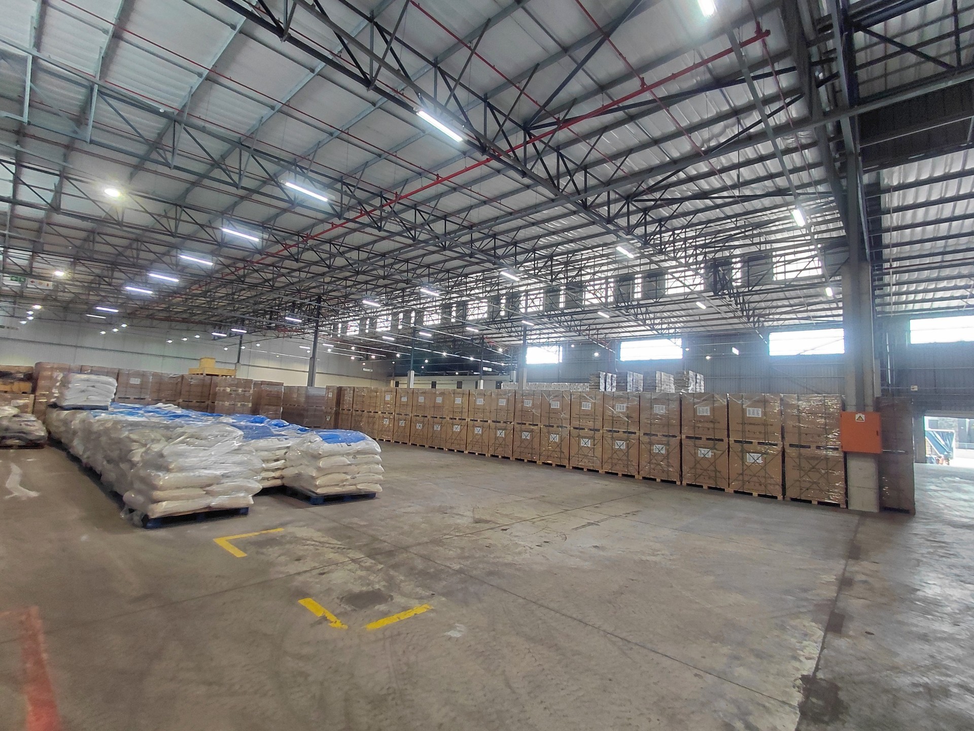6075sqm Industrial Property To Rent in Montague Gardens, Milnerton