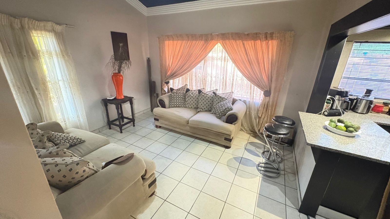 4 Bedroom House For Sale in Theresapark, Akasia