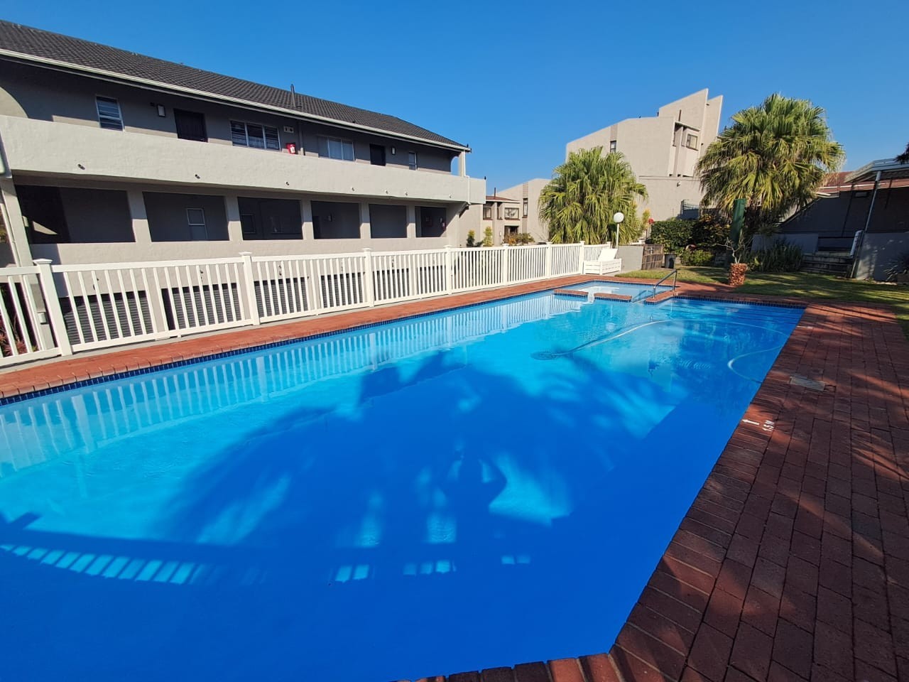Luxurious Oceanview Top Floor Apartment With Private Beach