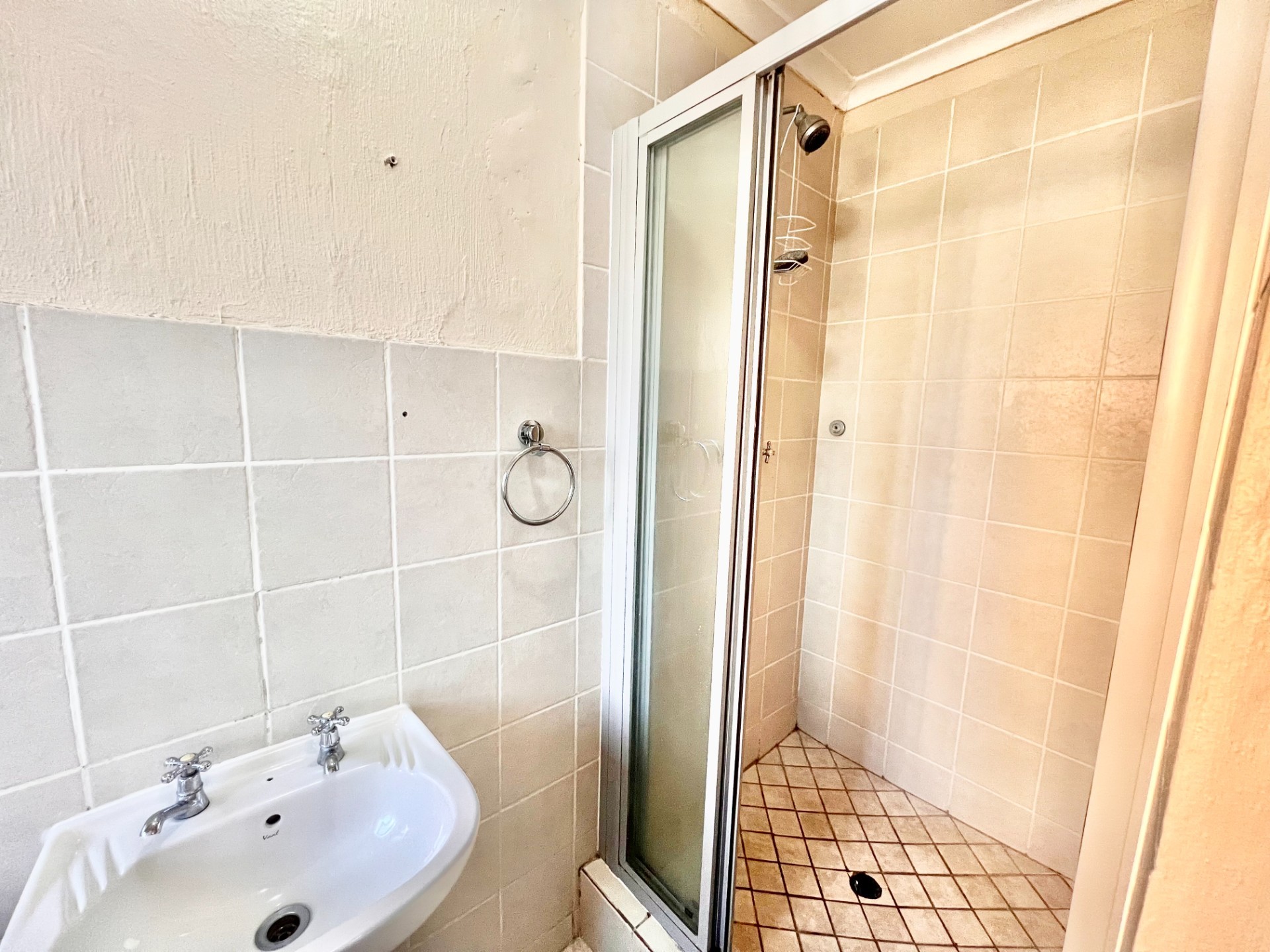 Apartment For Sale in Carlswald, Midrand